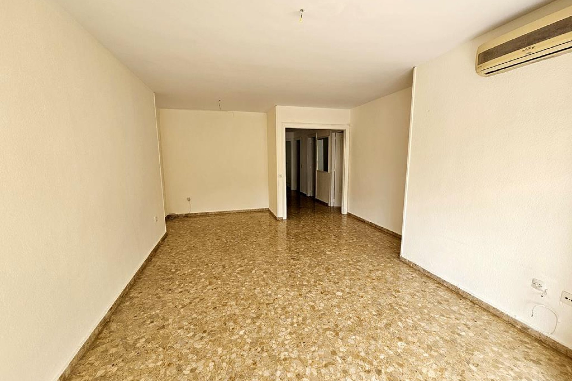 Resale - Apartment -
Jávea - Costa Blanca