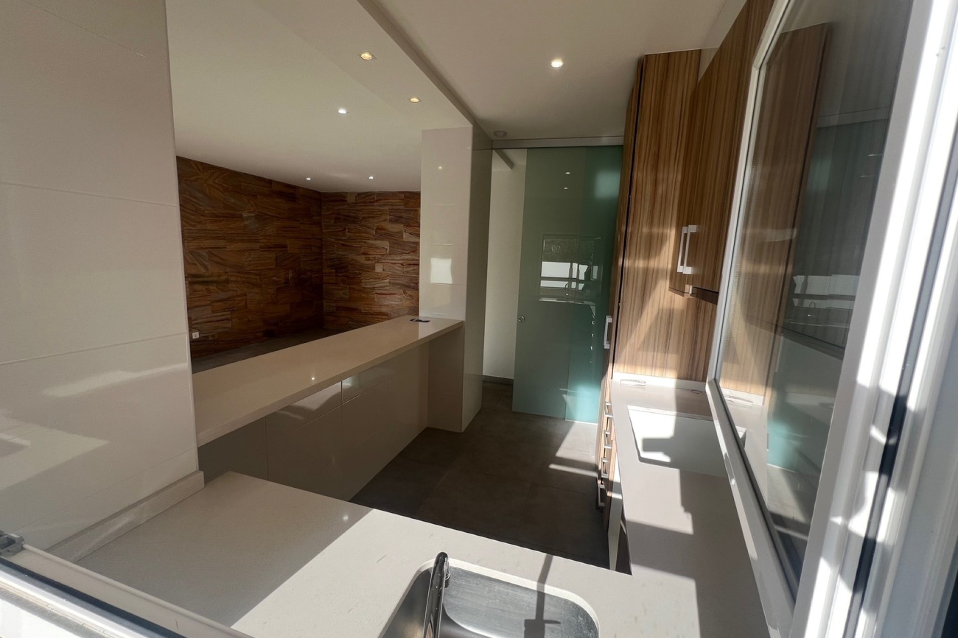 Resale - Apartment -
La Mata - avda de los Europeos