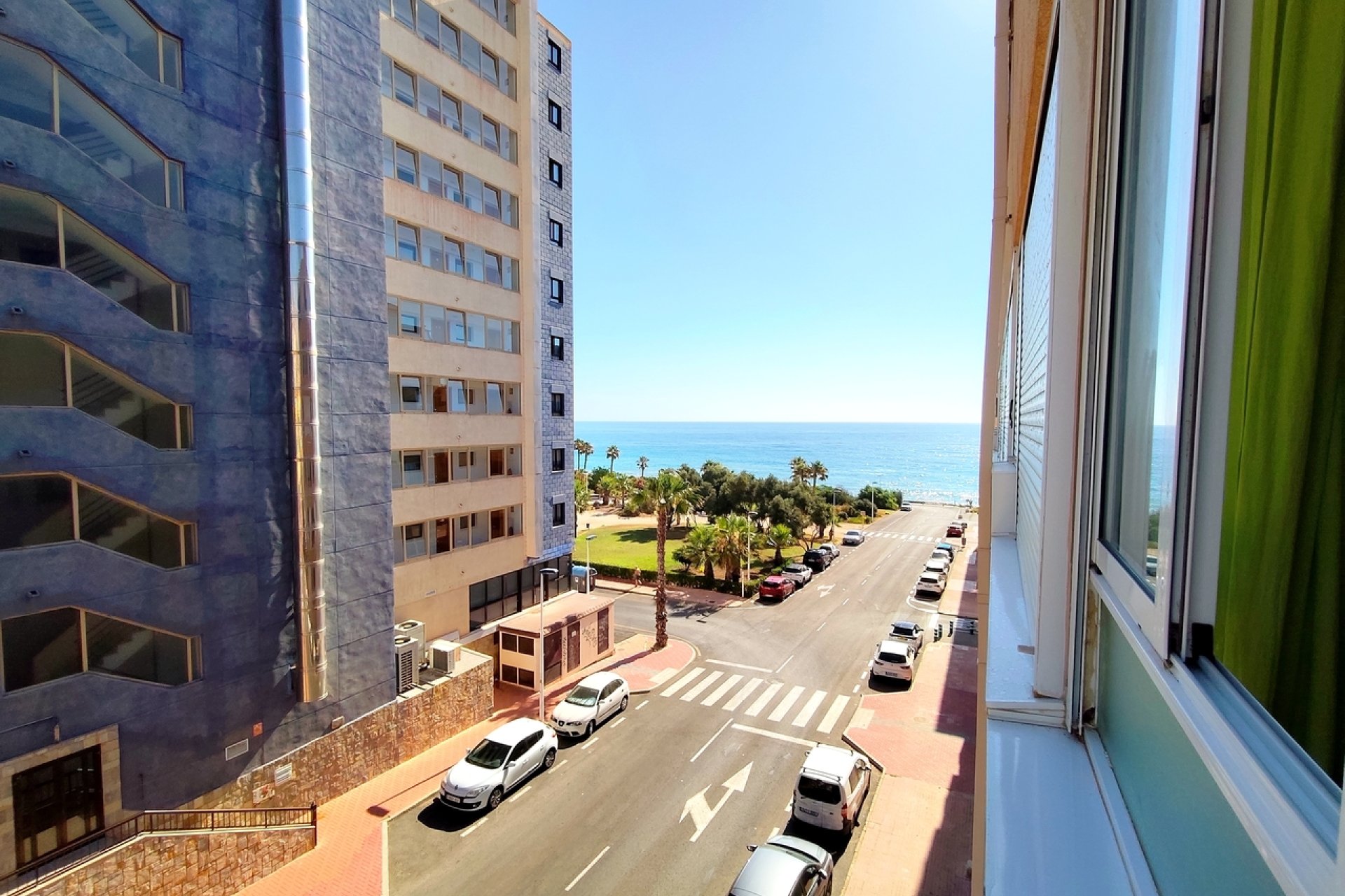 Resale - Apartment -
La Mata - Costa Blanca