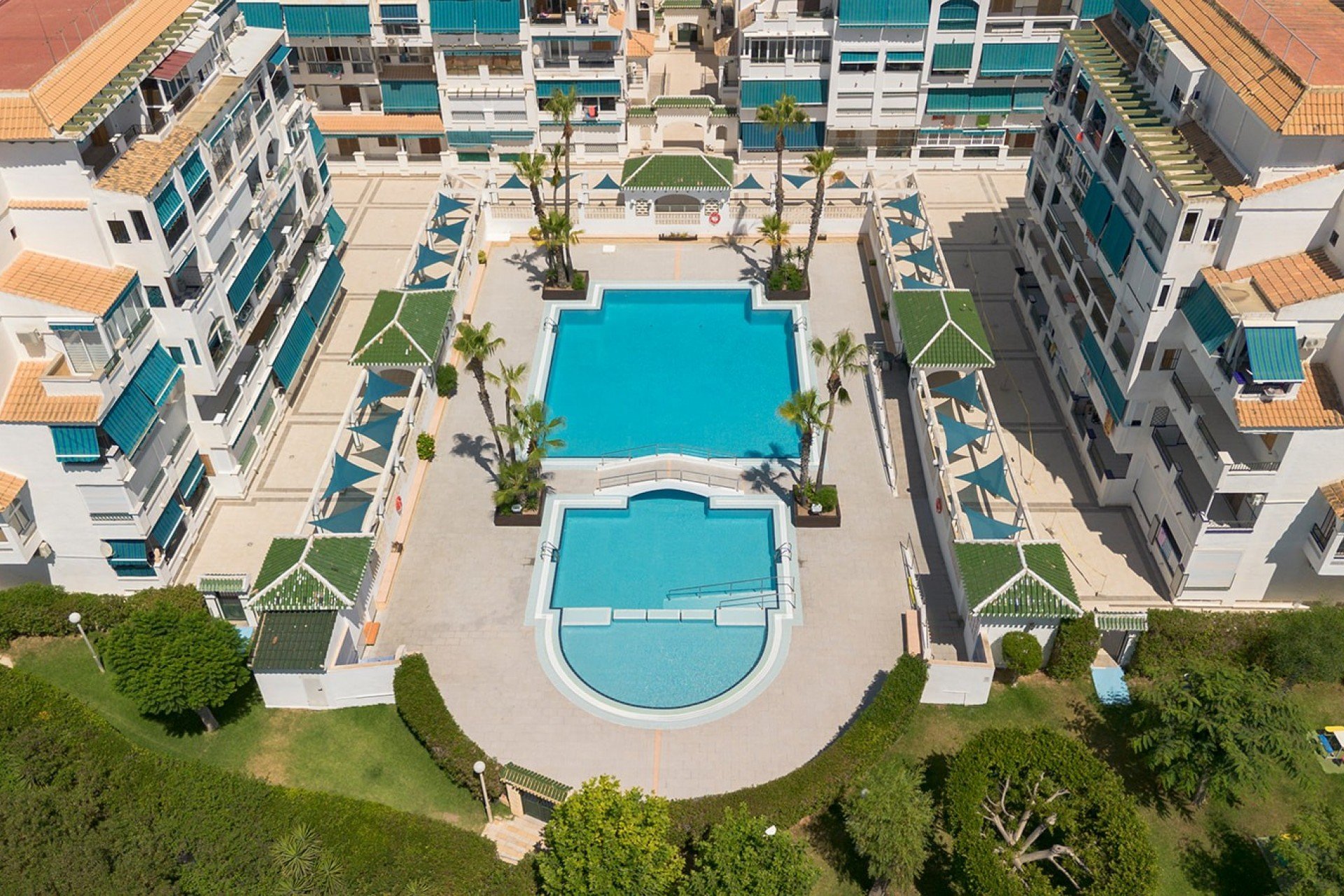 Resale - Apartment -
La Mata - Costa Blanca