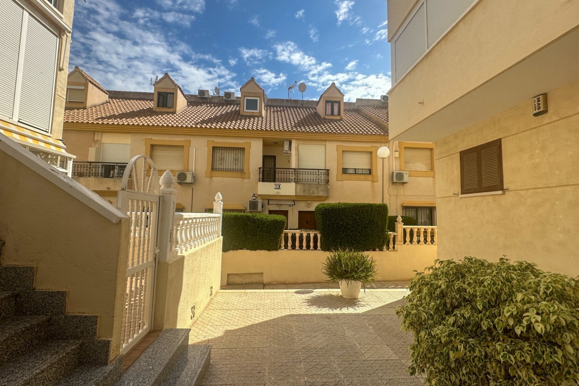 Resale - Apartment -
La Zenia - Costa Blanca