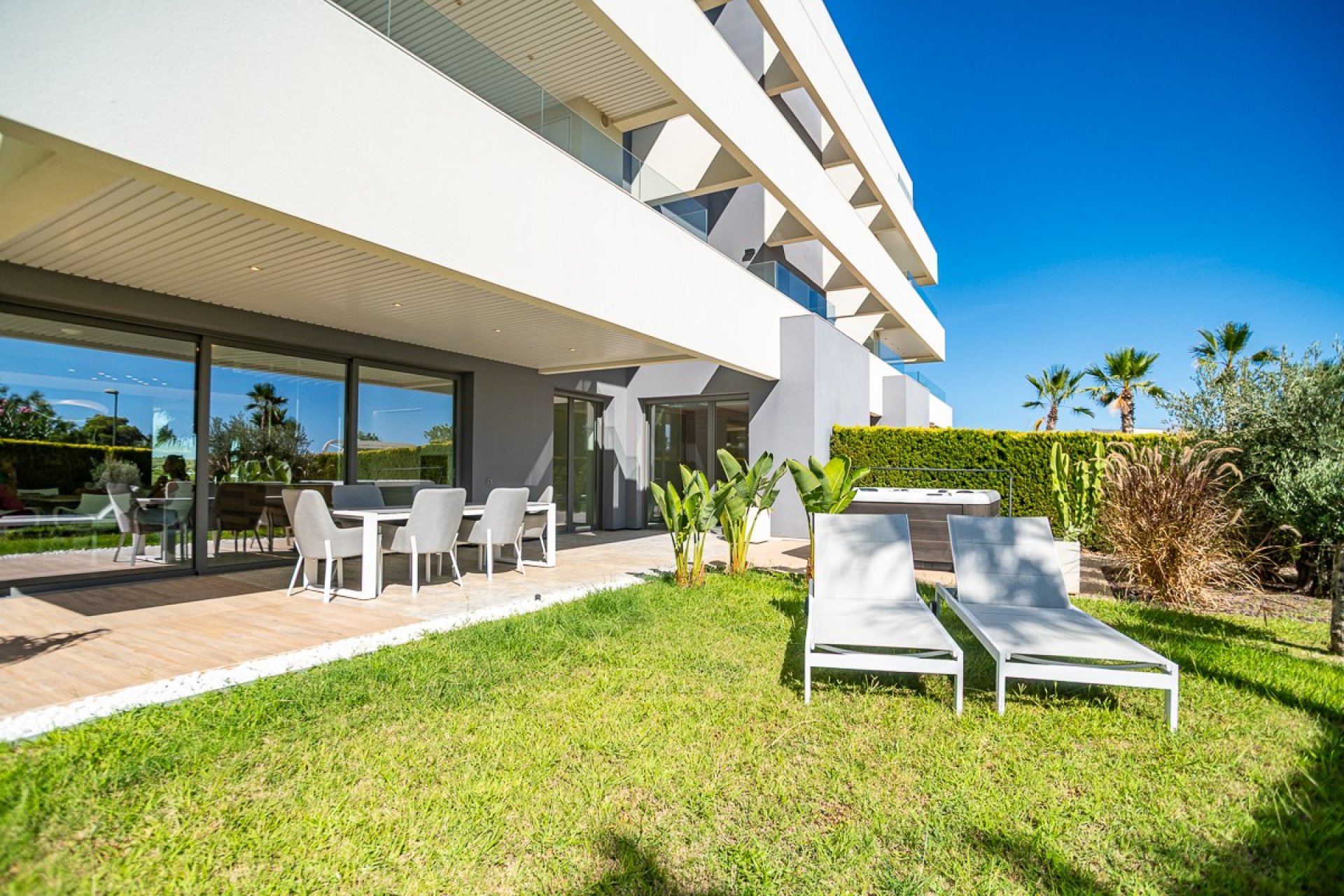 Resale - Apartment -
Las Colinas Golf - Costa Blanca