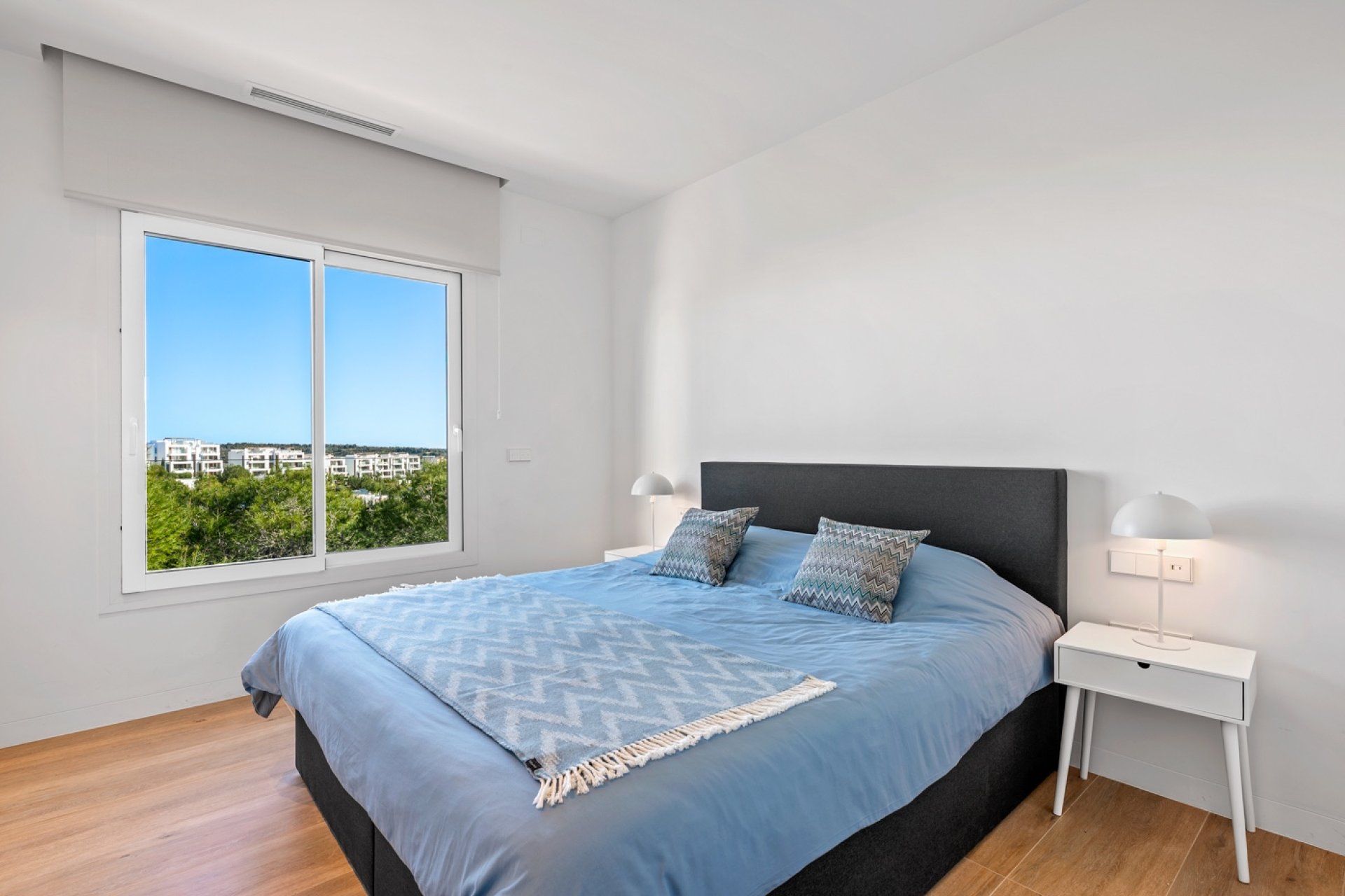 Resale - Apartment -
Las Colinas Golf - Costa Blanca