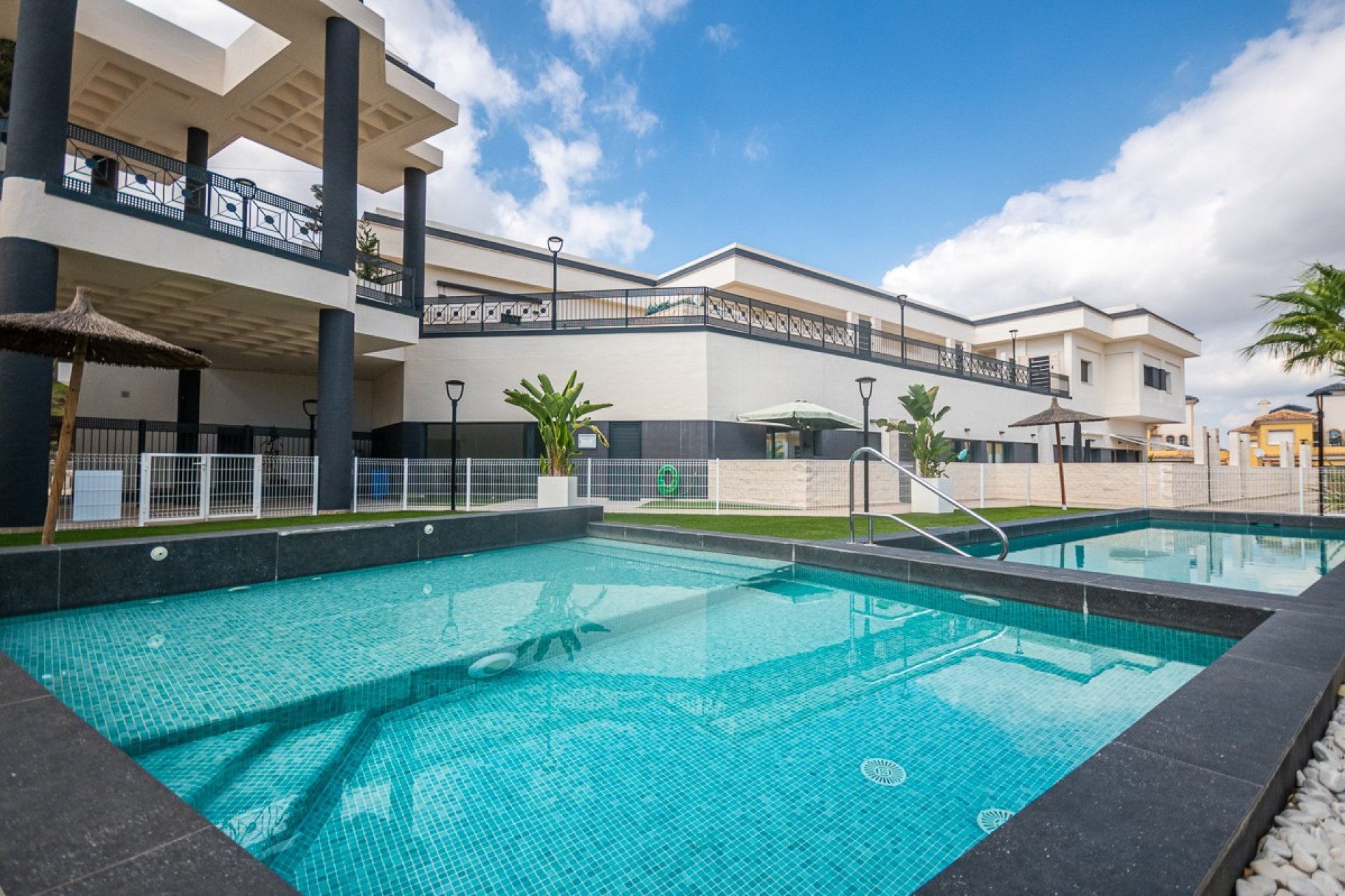 Resale - Apartment -
Lo Crispin - Inland