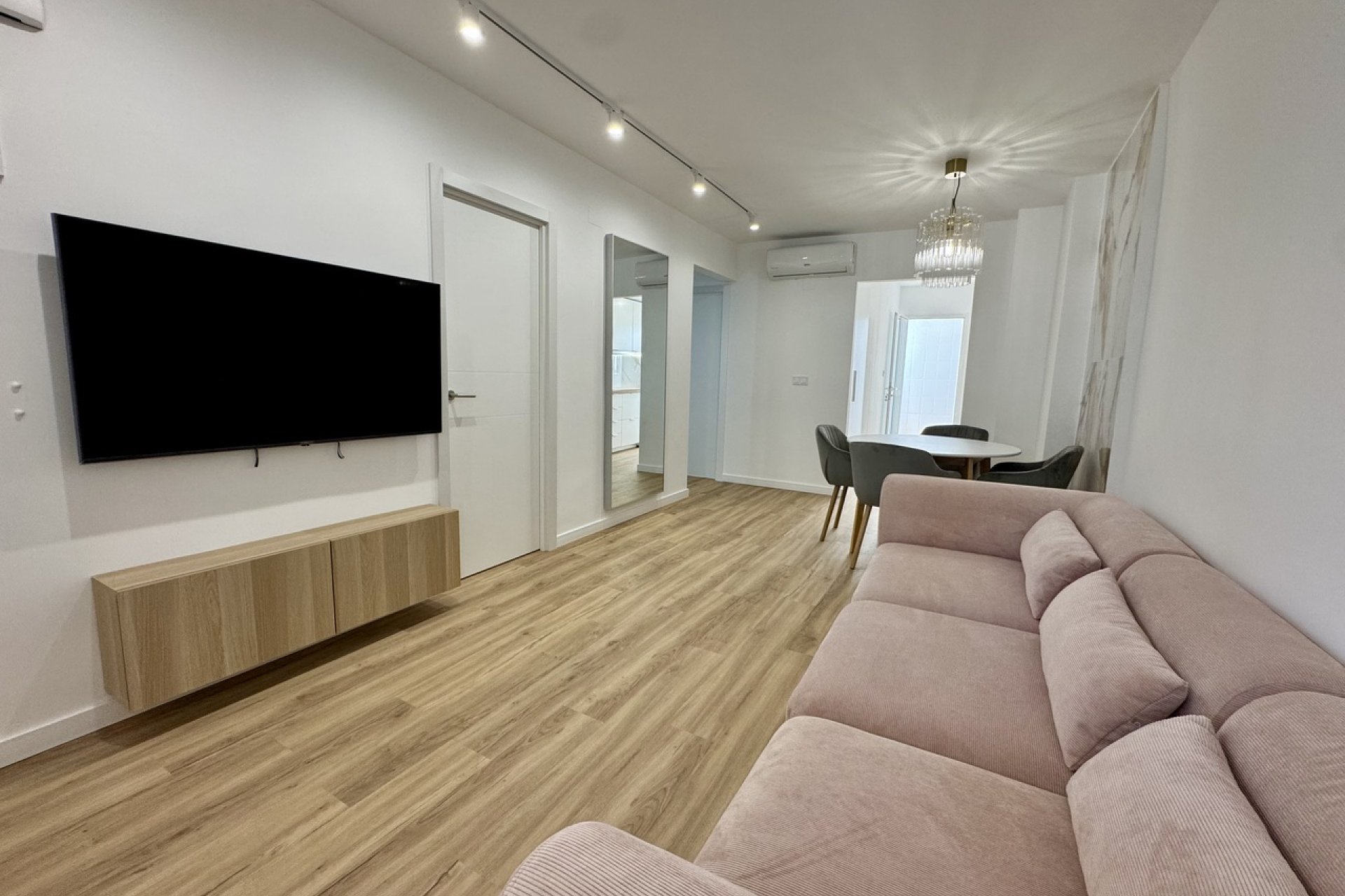 Resale - Apartment -
Los Altos - Costa Blanca