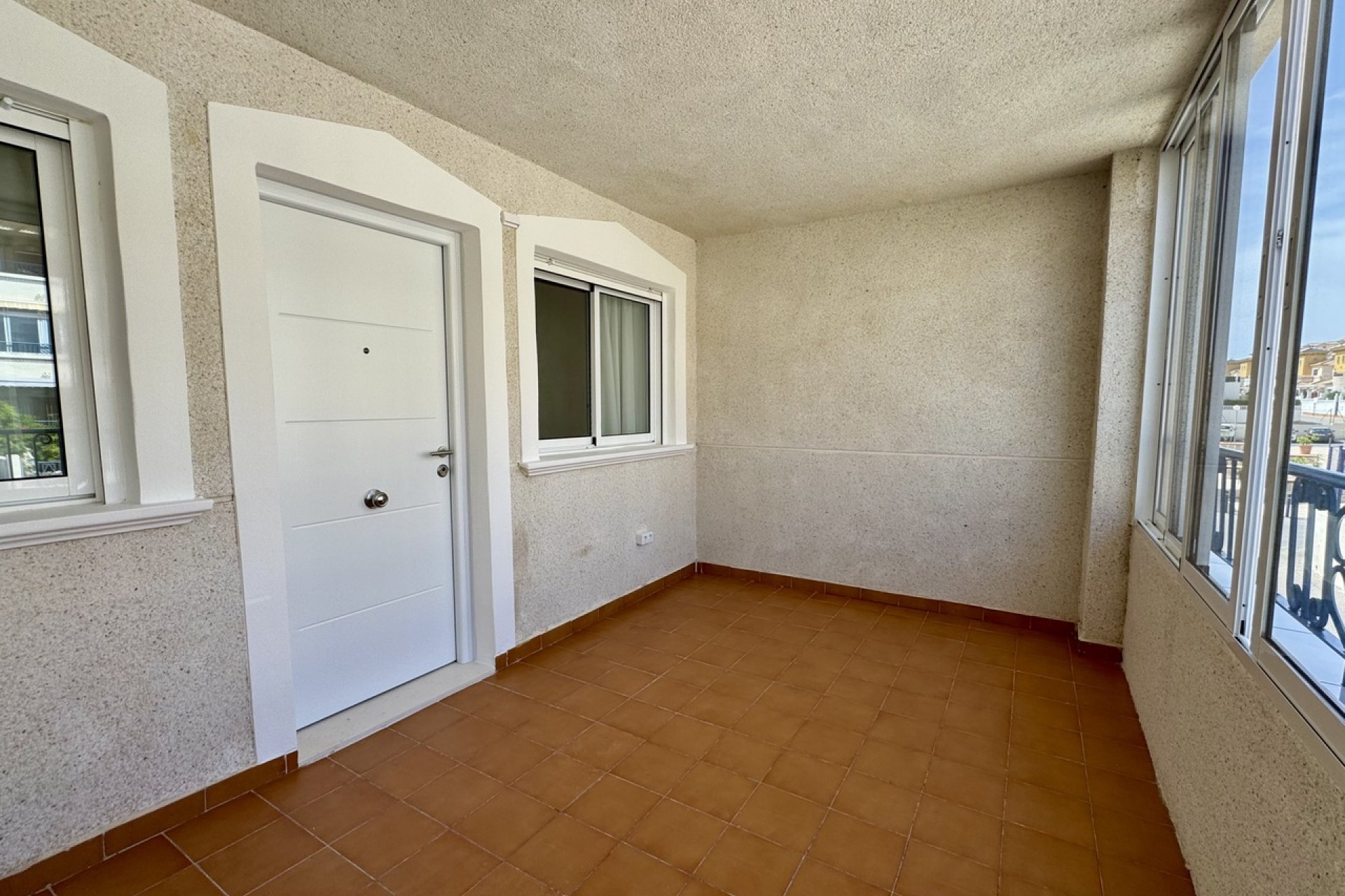 Resale - Apartment -
Los Altos - Costa Blanca