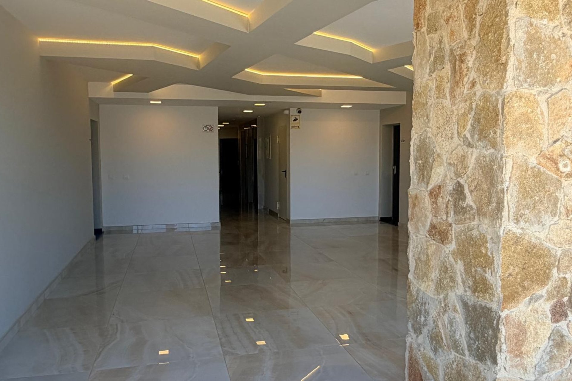 Resale - Apartment -
Los Altos - Costa Blanca
