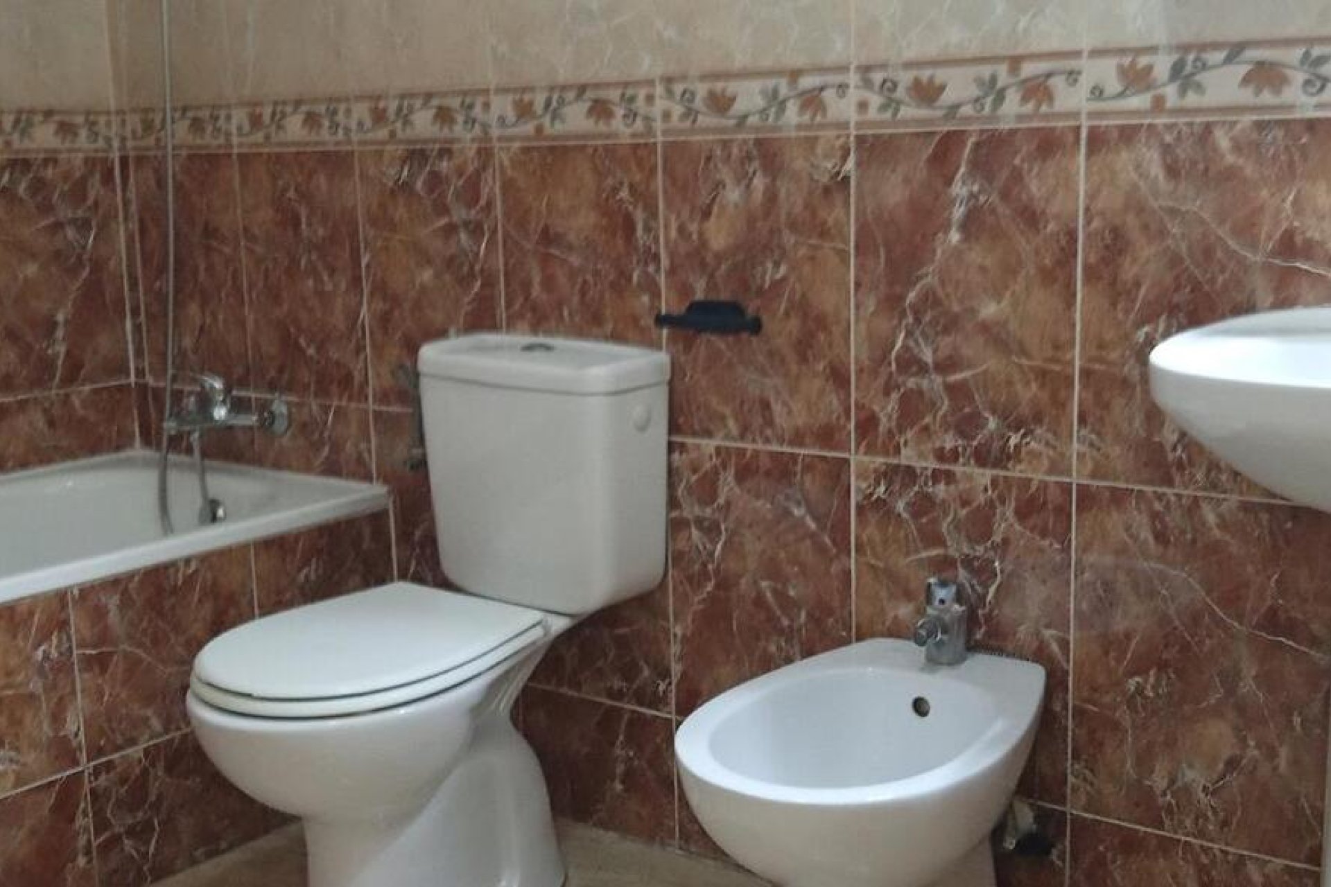 Resale - Apartment -
Los Montesinos - PUEBLO CENTRO
