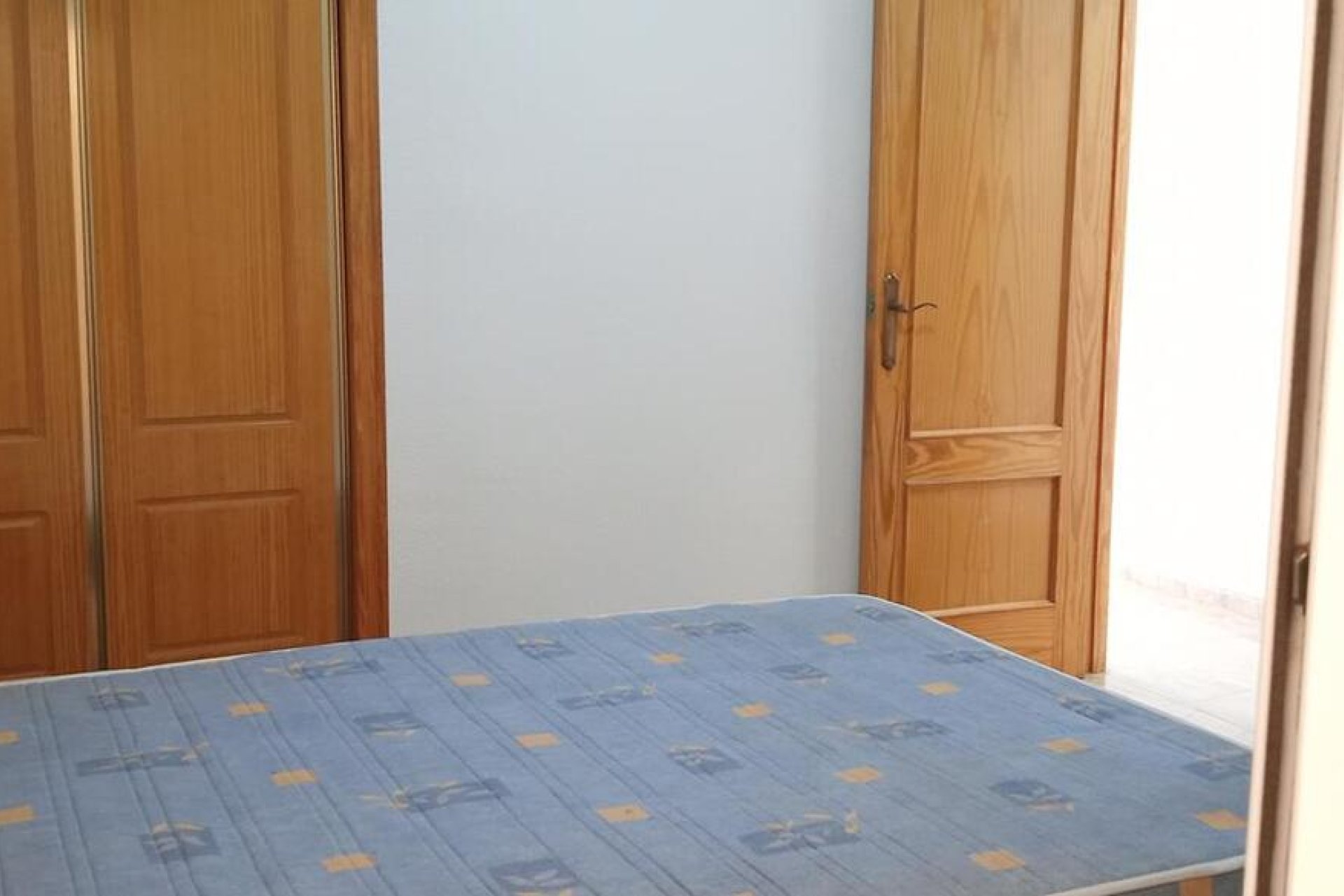 Resale - Apartment -
Los Montesinos - PUEBLO CENTRO