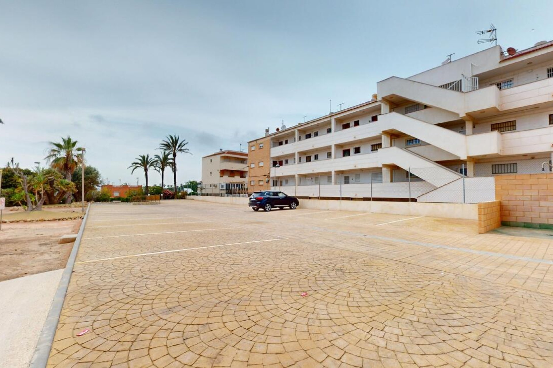 Resale - Apartment -
Mil Palmeras - Costa Blanca