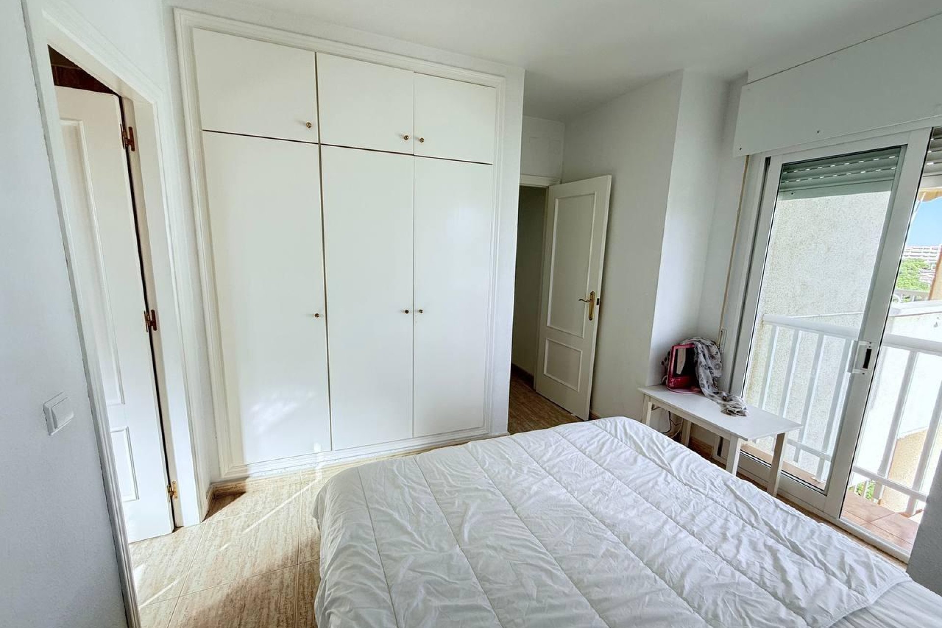 Resale - Apartment -
Orihuela Costa - Campoamor