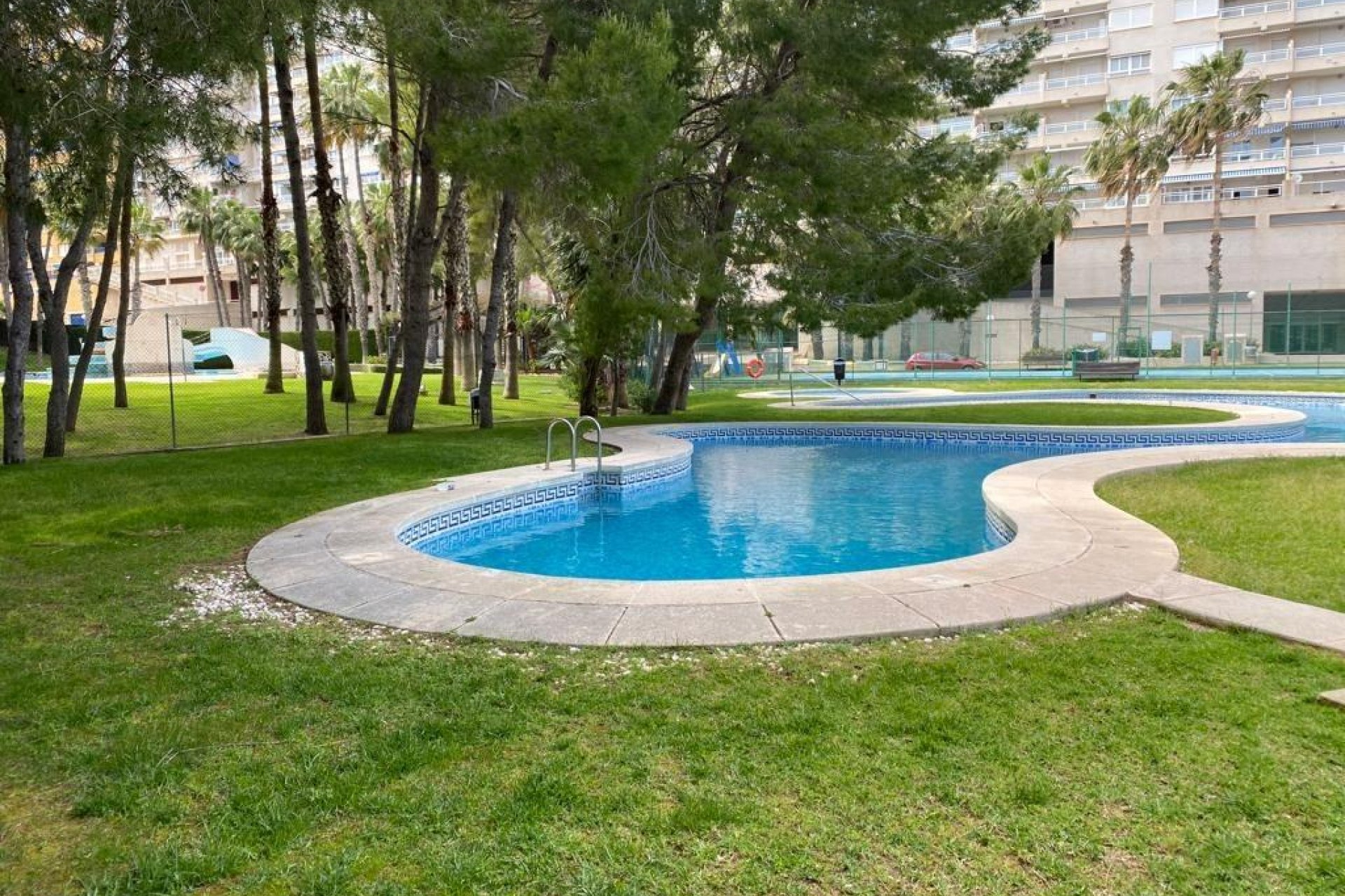 Resale - Apartment -
Orihuela Costa - Campoamor