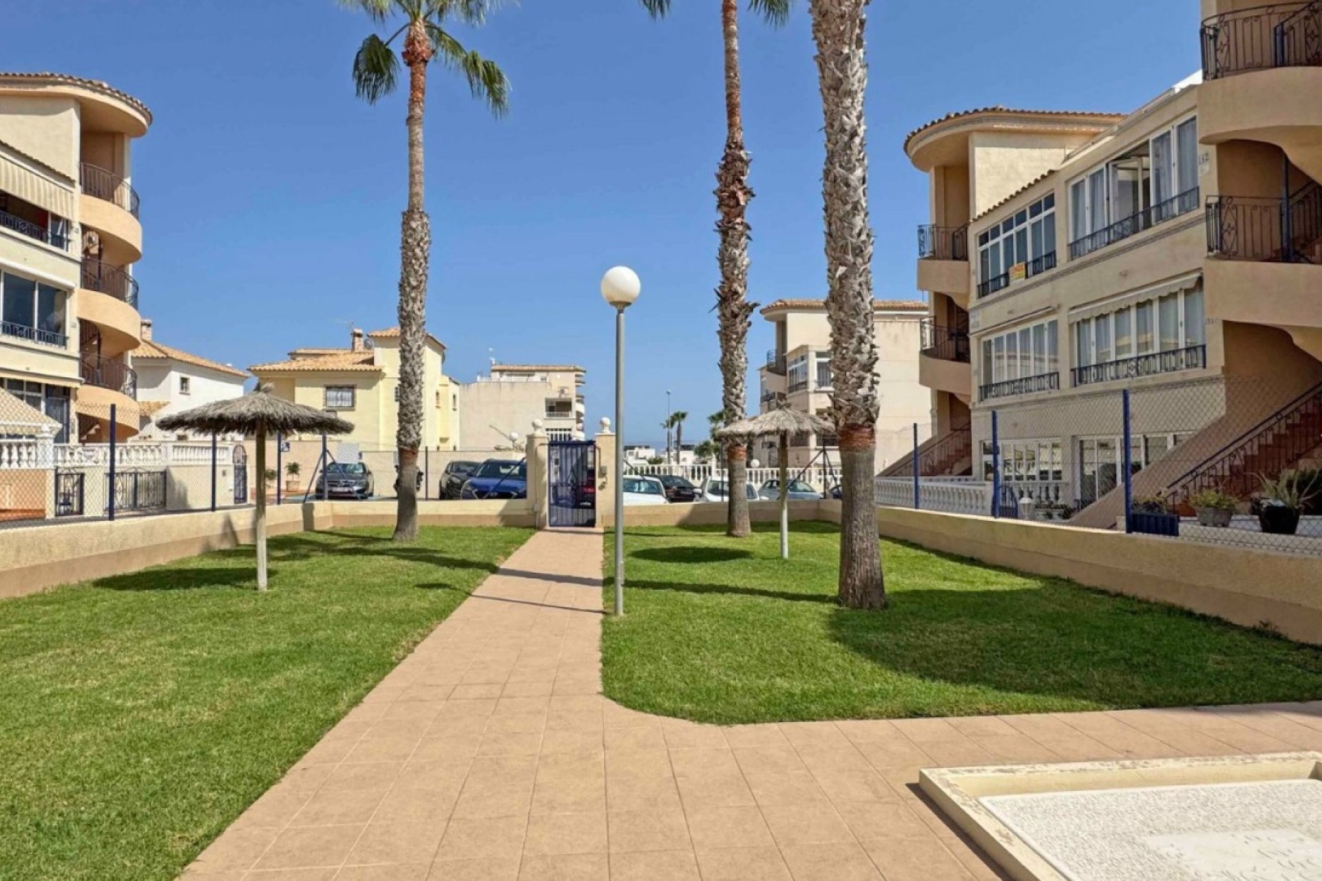 Resale - Apartment -
Orihuela Costa - Costa Blanca