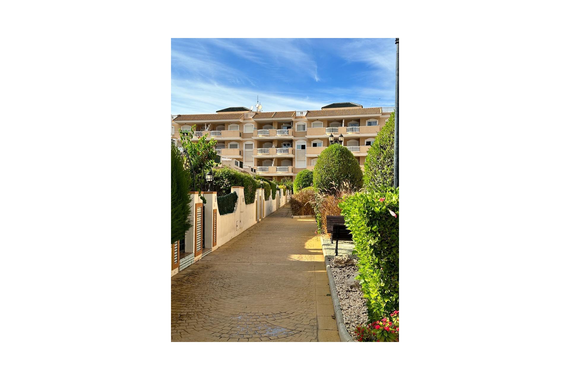 Resale - Apartment -
Orihuela Costa - Costa Blanca
