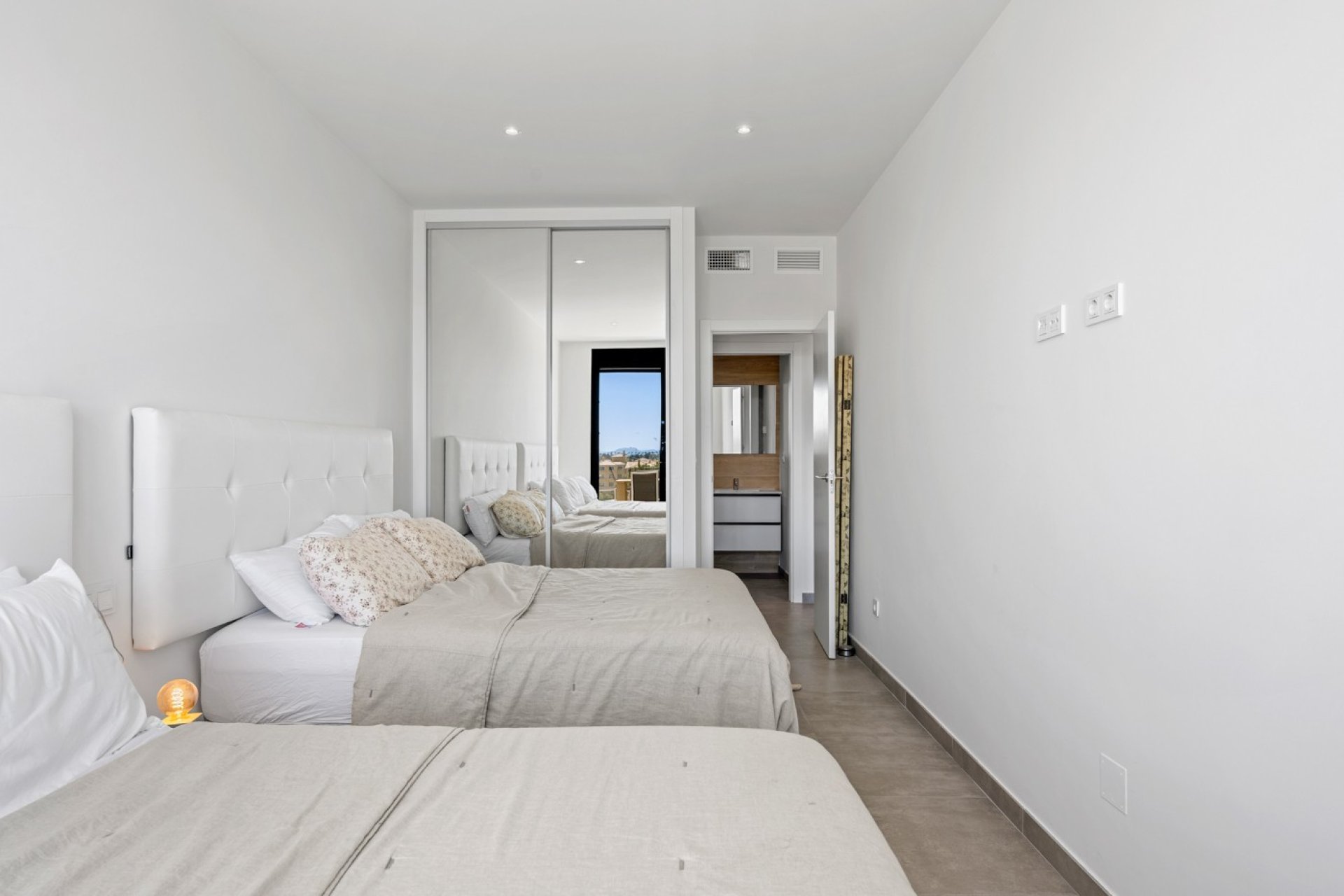 Resale - Apartment -
Orihuela Costa - Costa Blanca