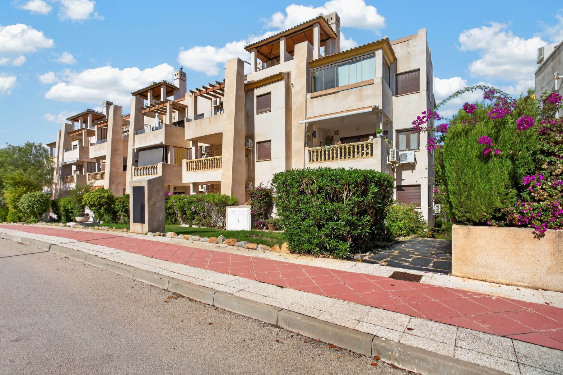 Resale - Apartment -
Orihuela Costa - Costa Blanca