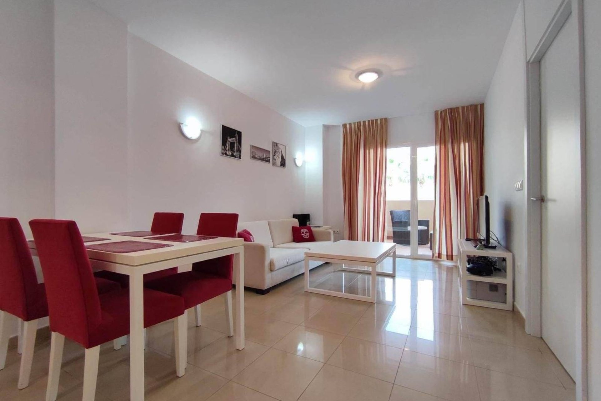 Resale - Apartment -
Orihuela Costa - Horizonte - La Campana