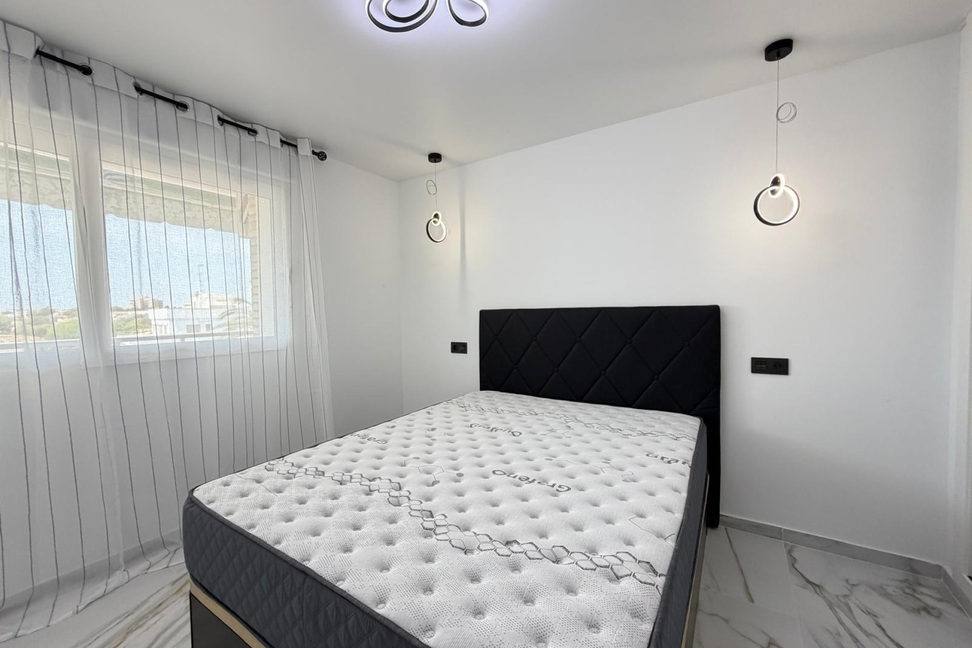 Resale - Apartment -
Orihuela Costa - La Zenia