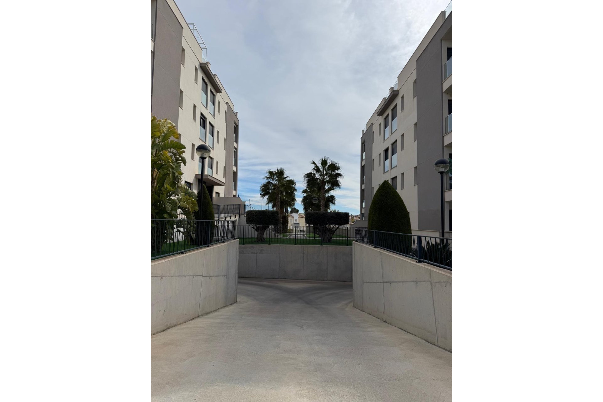 Resale - Apartment -
Orihuela Costa - Las Filipinas