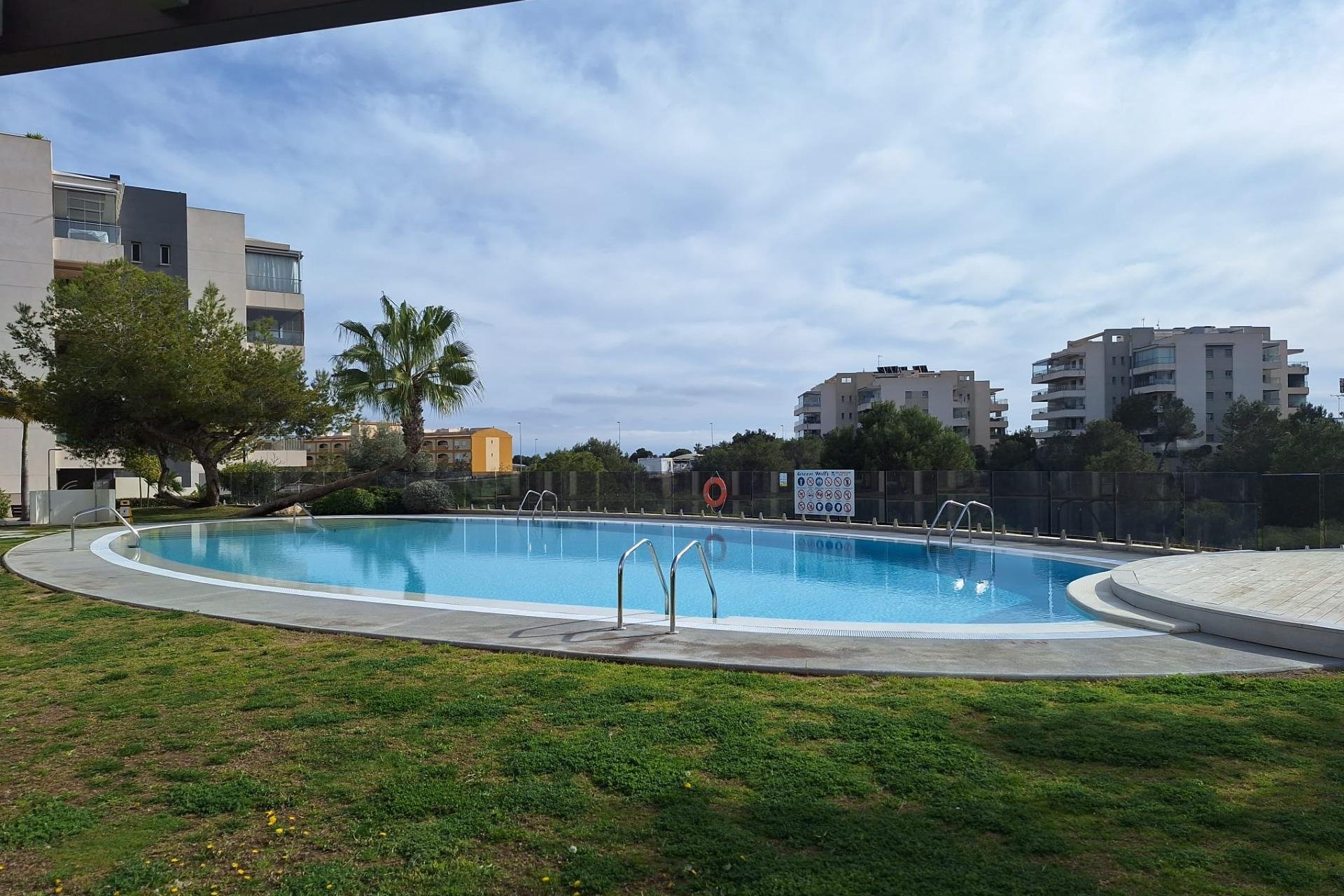 Resale - Apartment -
Orihuela Costa - Los Dolses