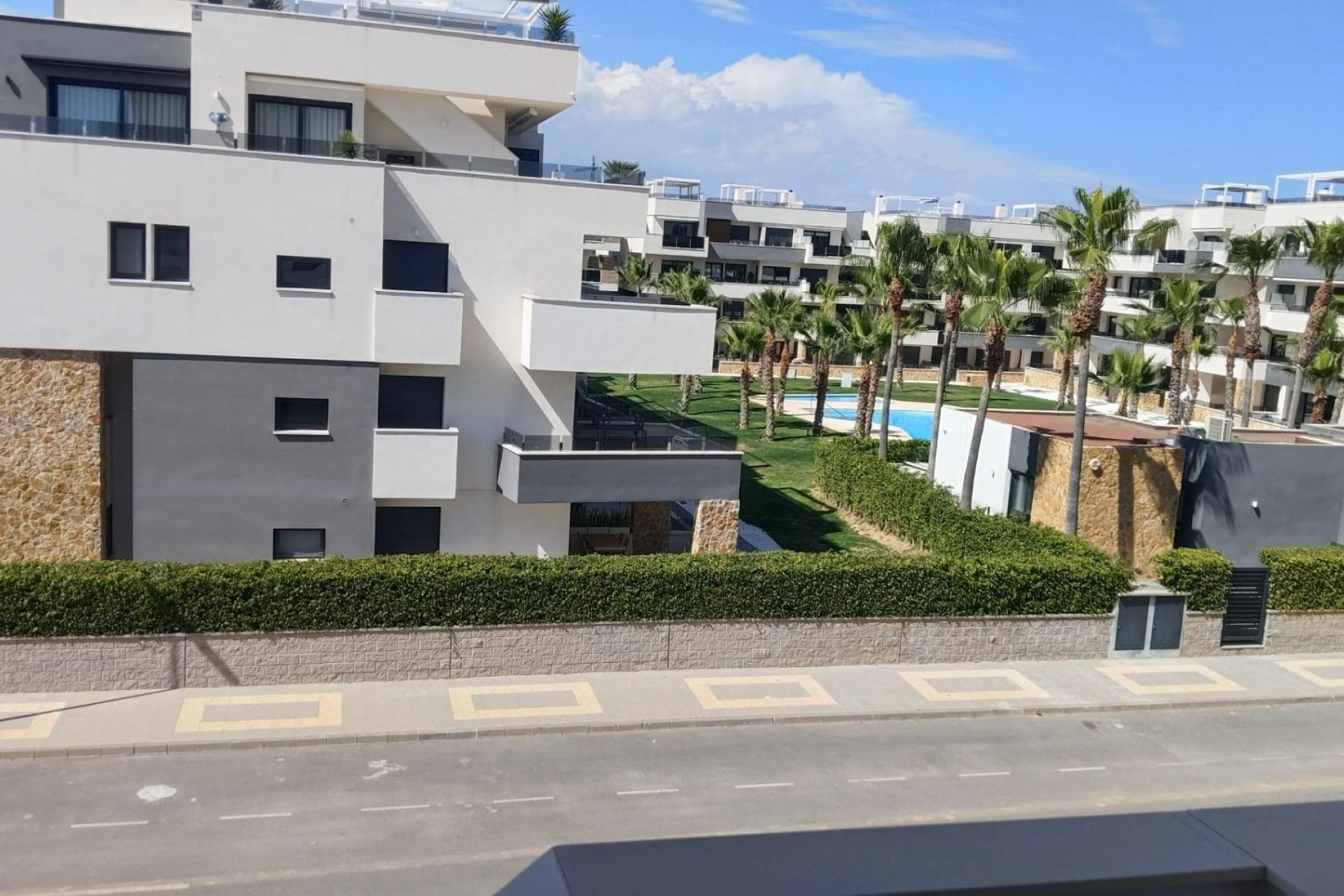 Resale - Apartment -
Orihuela Costa - PAU 8