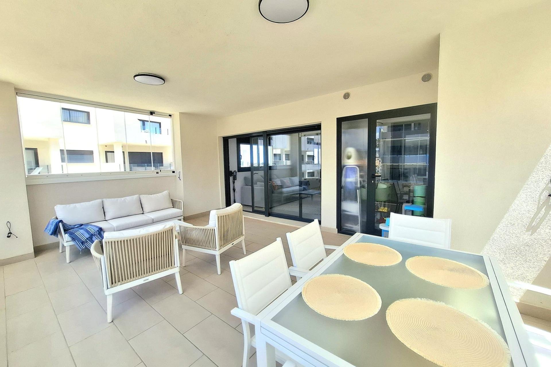 Resale - Apartment -
Orihuela Costa - Villamartín