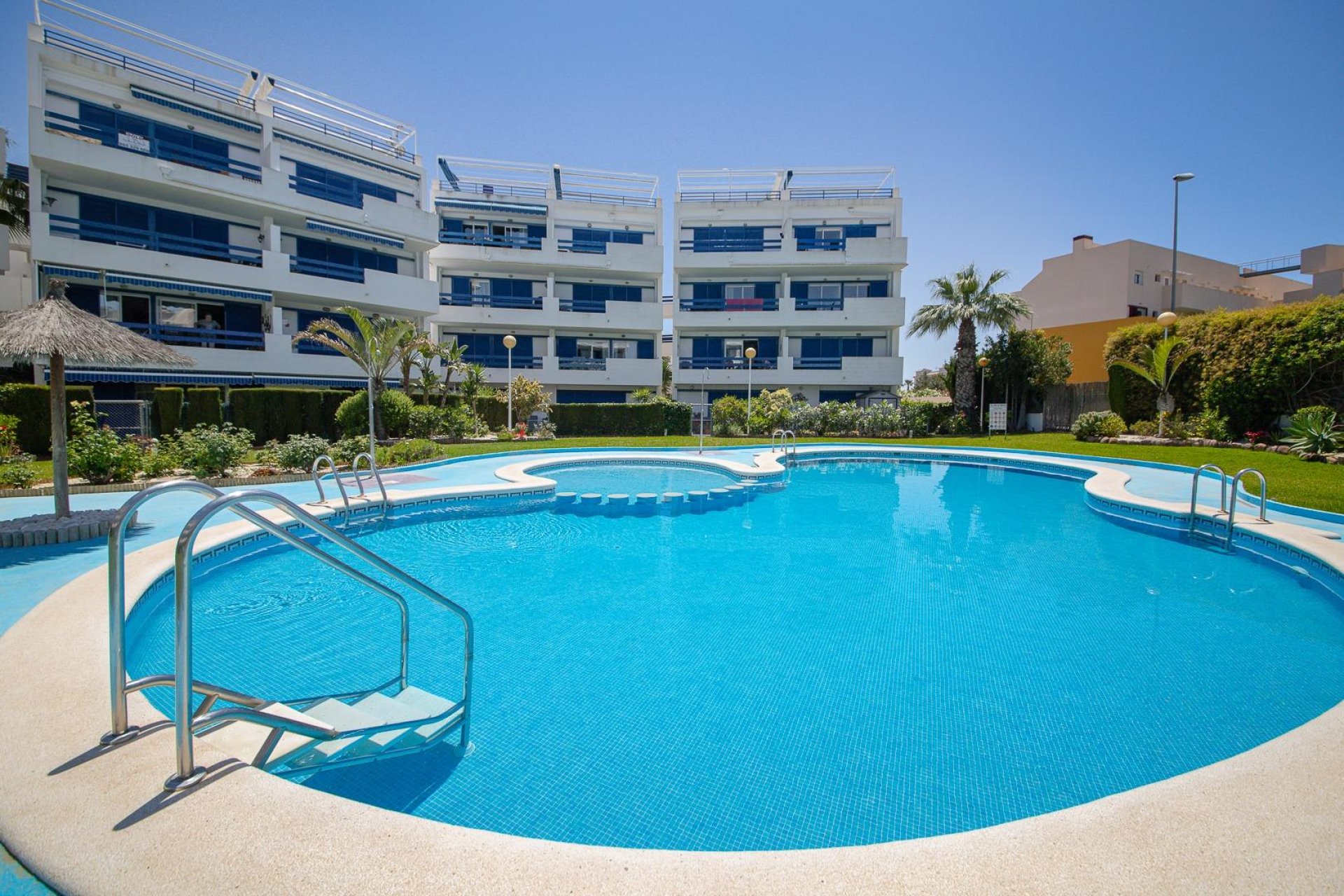 Resale - Apartment -
Orihuela Costa
