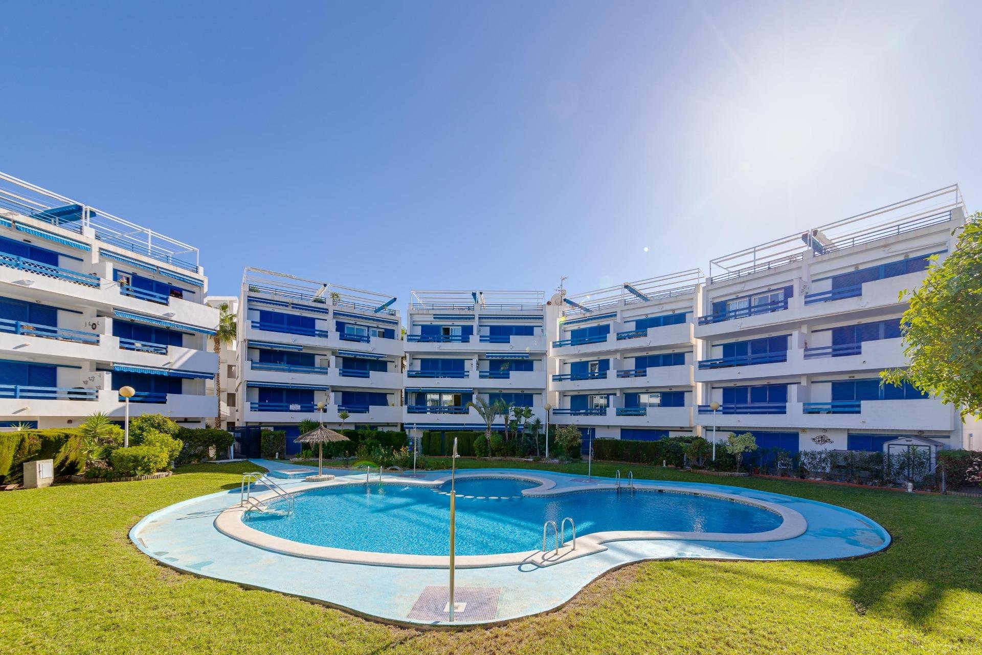 Resale - Apartment -
Orihuela Costa