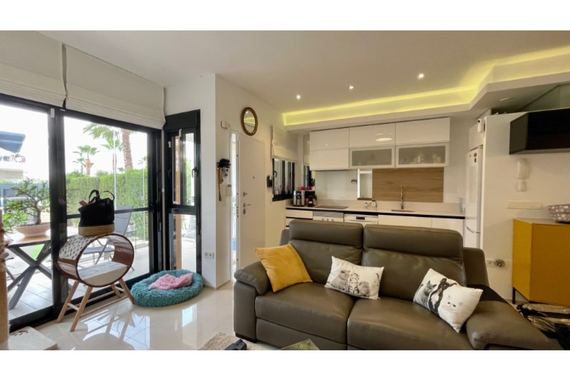 Resale - Apartment -
Orihuela - Inland