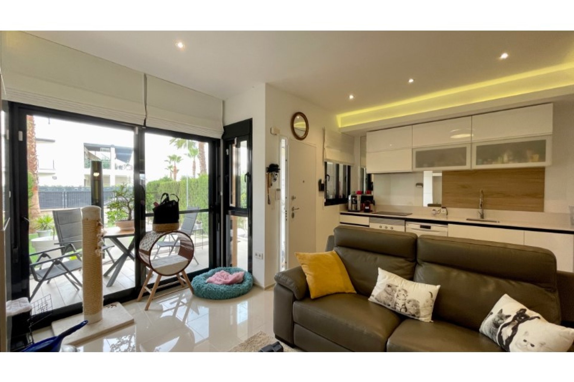 Resale - Apartment -
Orihuela - Inland