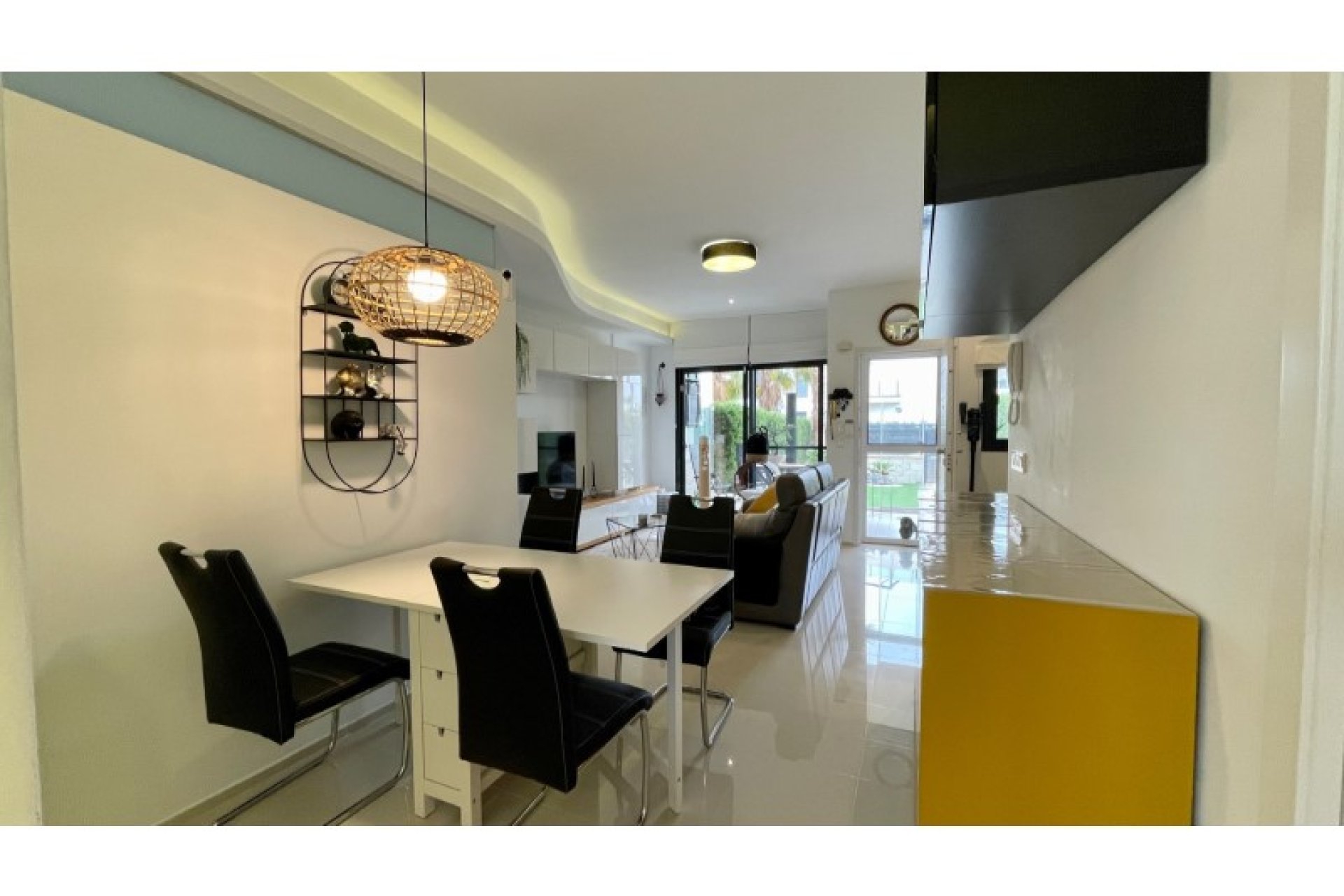 Resale - Apartment -
Orihuela - Inland