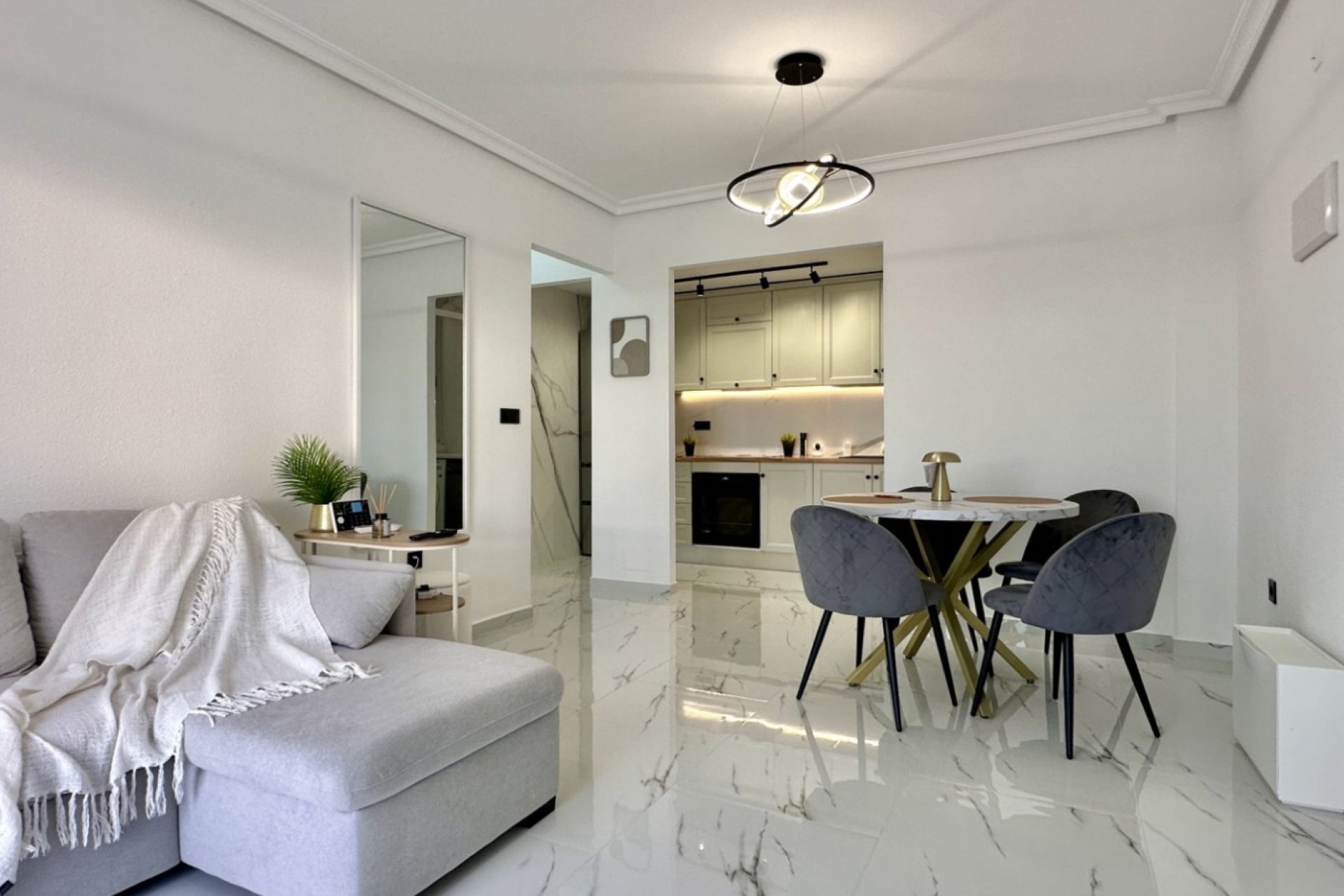 Resale - Apartment -
Orihuela - Inland