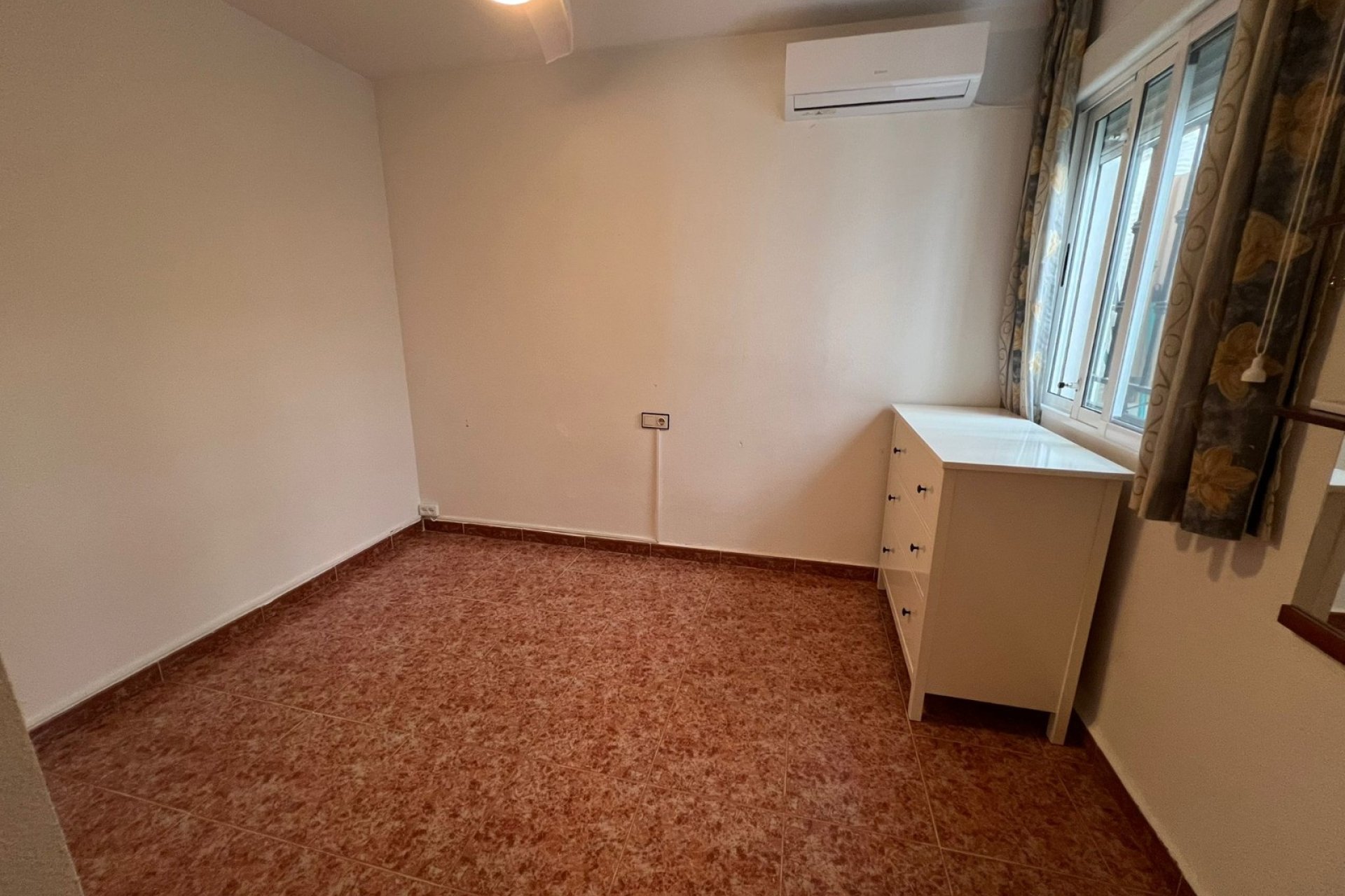 Resale - Apartment -
Orihuela - Inland