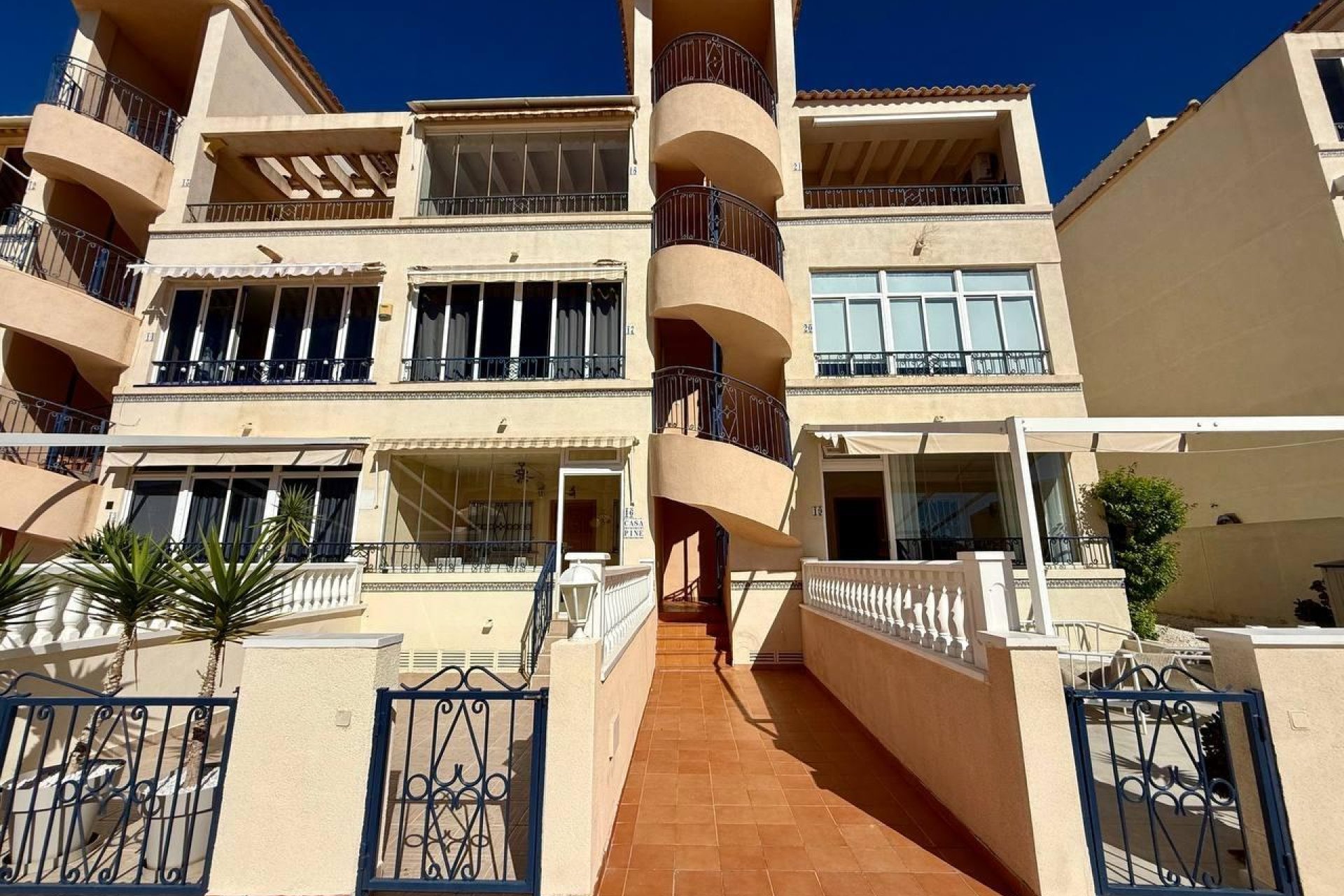 Resale - Apartment -
Orihuela - Los Balcones Y Los Altos