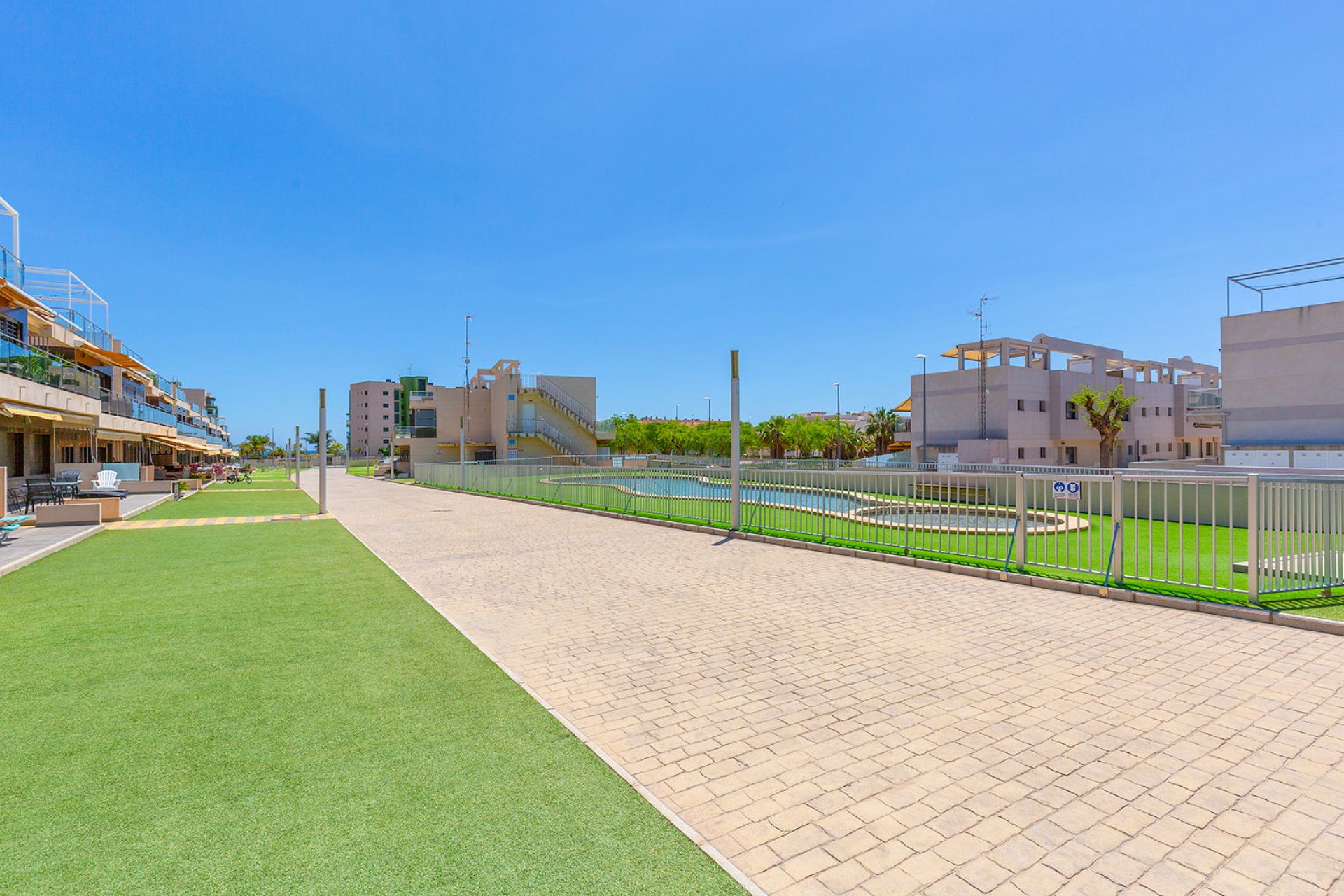 Resale - Apartment -
Pilar de la Horadada - Costa Blanca