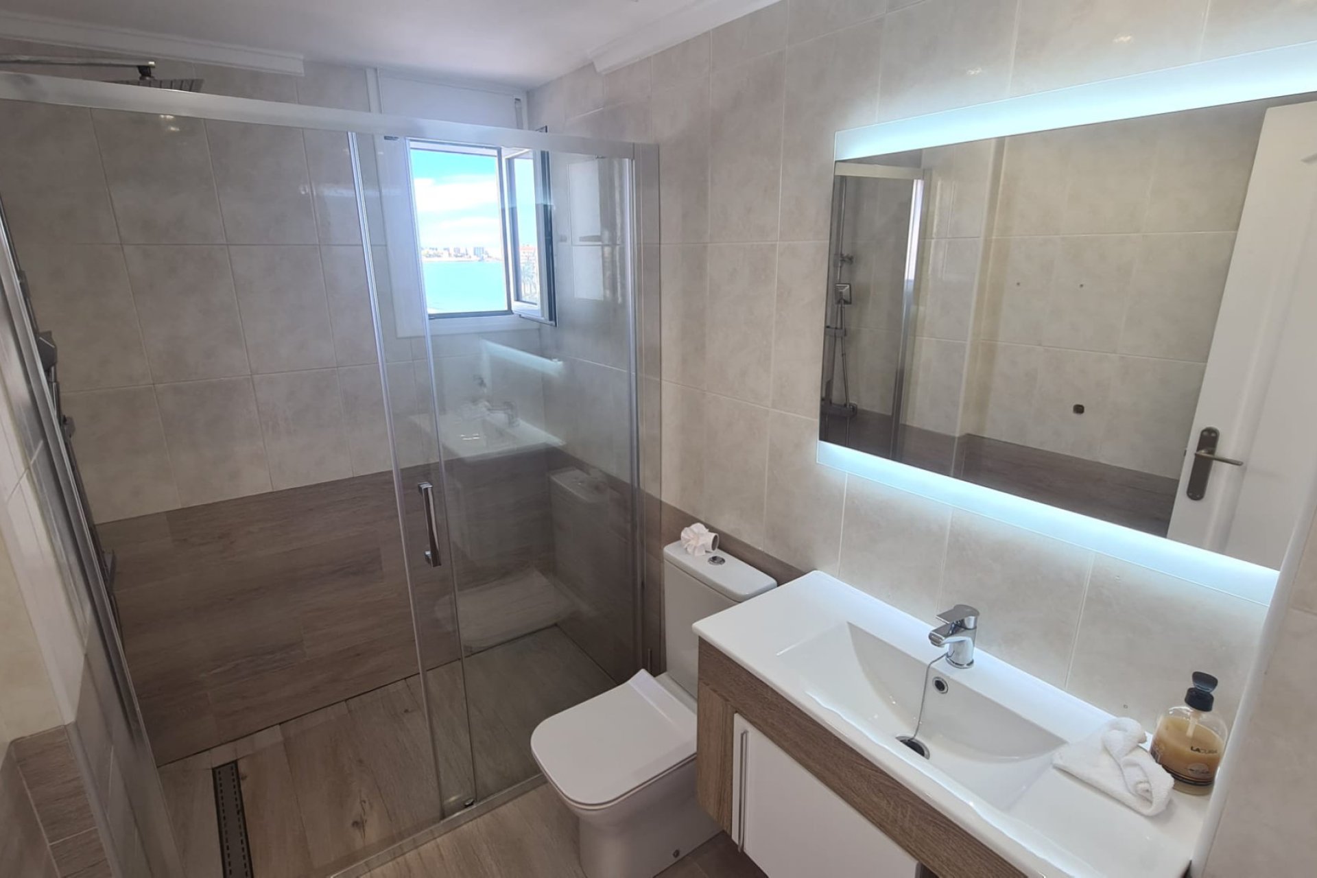 Resale - Apartment -
Playa Flamenca - Costa Blanca