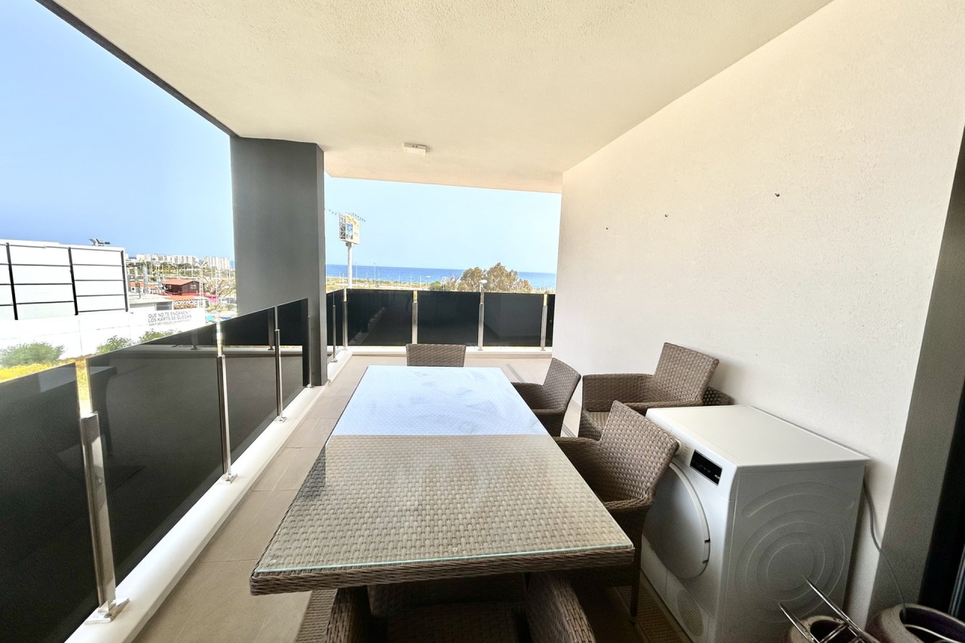 Resale - Apartment -
Playa Flamenca - Costa Blanca