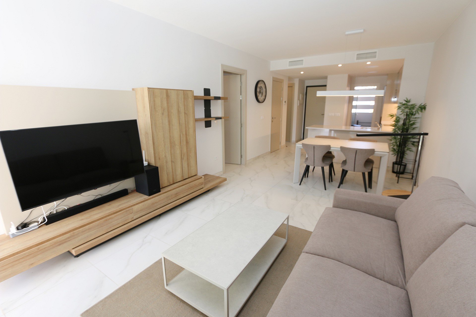 Resale - Apartment -
Playa Flamenca - Costa Blanca