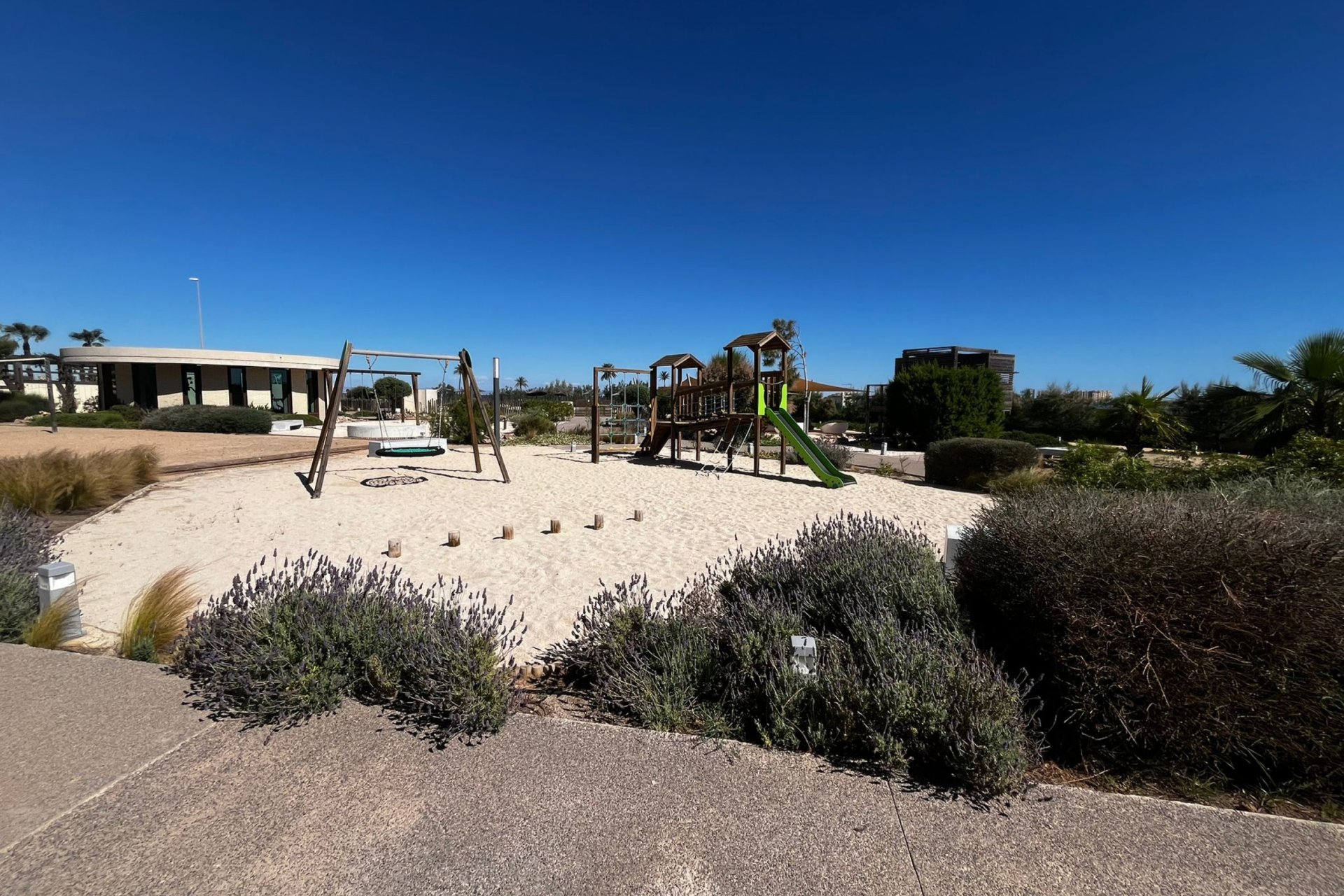 Resale - Apartment -
Playa Honda - Costa Calida