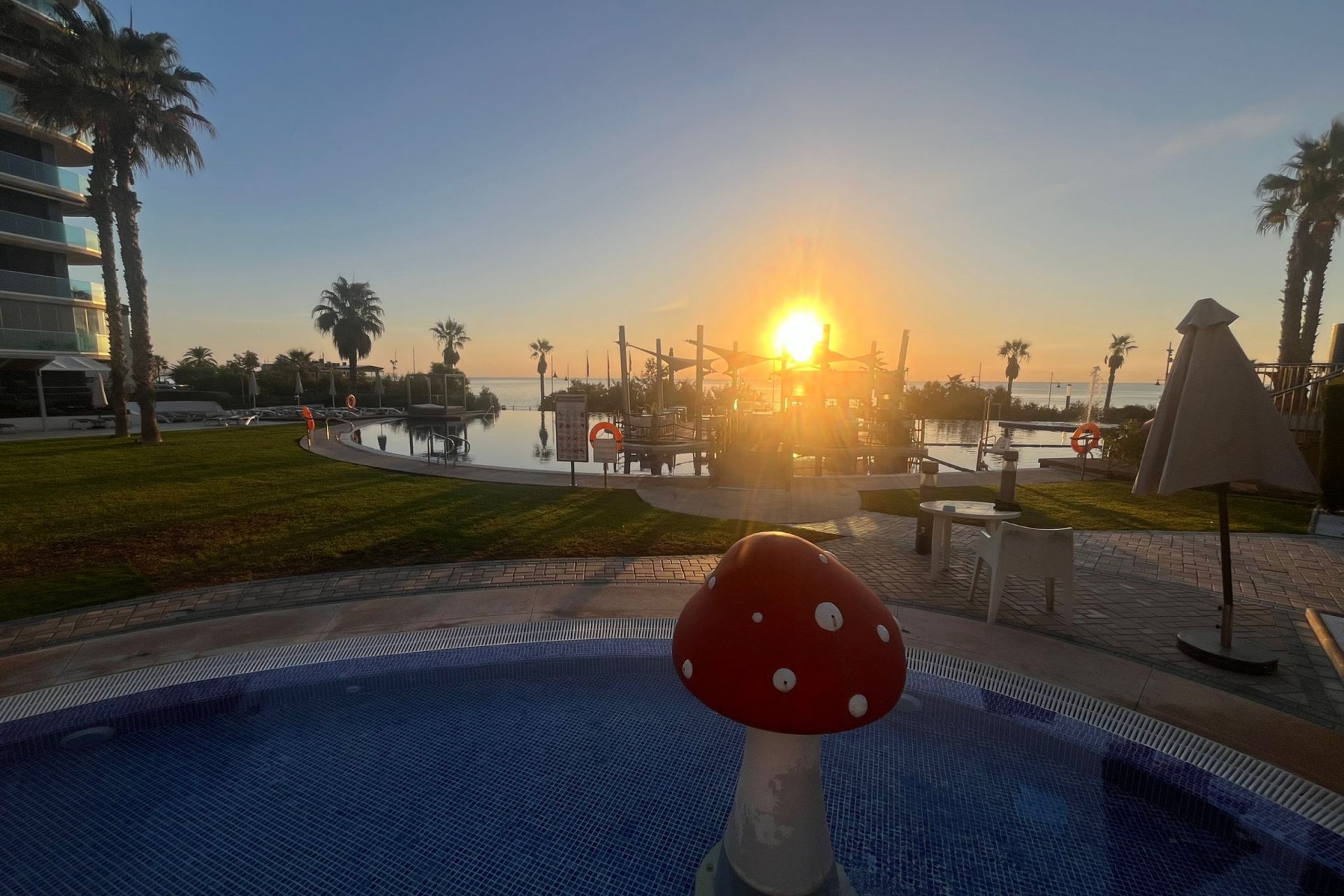 Resale - Apartment -
Punta Prima - Costa Blanca