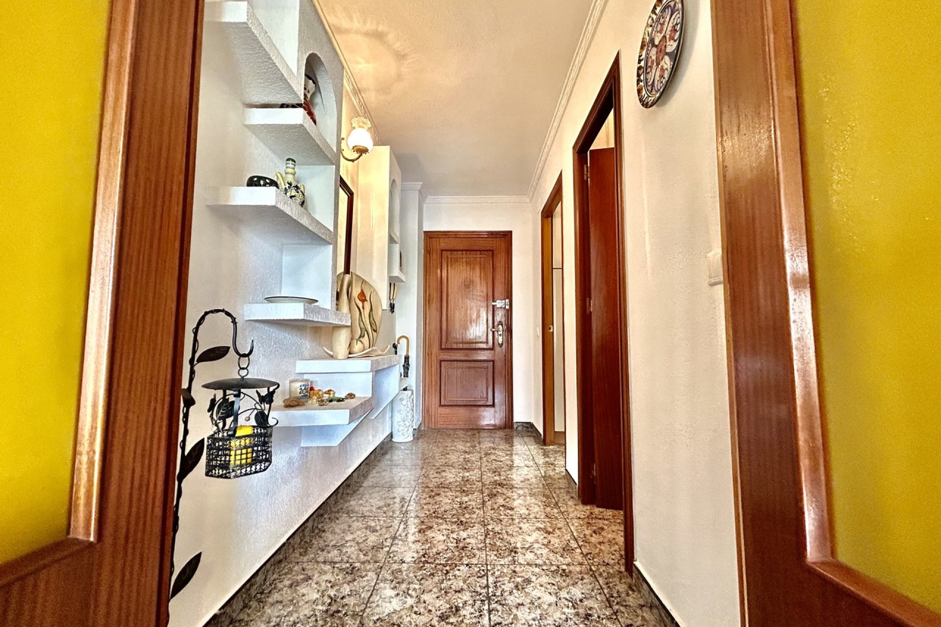Resale - Apartment -
Punta Prima - Costa Blanca