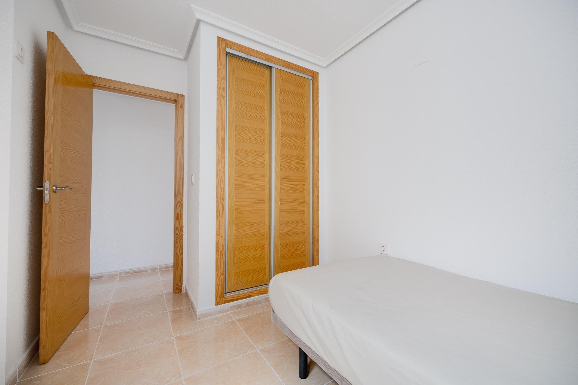 Resale - Apartment -
San Fulgencio - centro