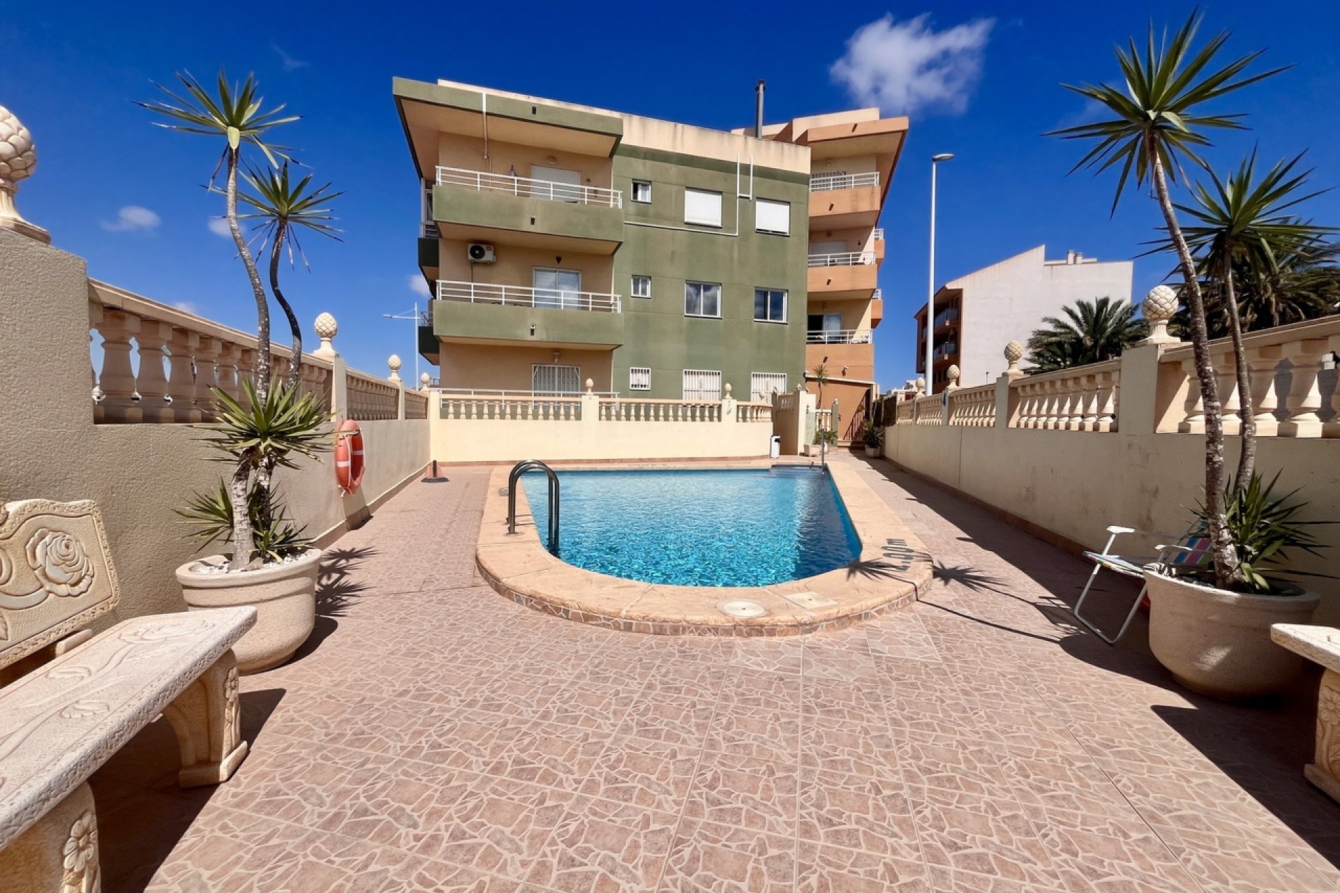 Resale - Apartment -
San Miguel de Salinas - Inland