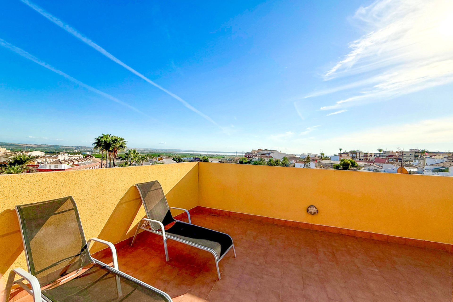 Resale - Apartment -
San Miguel de Salinas - Inland