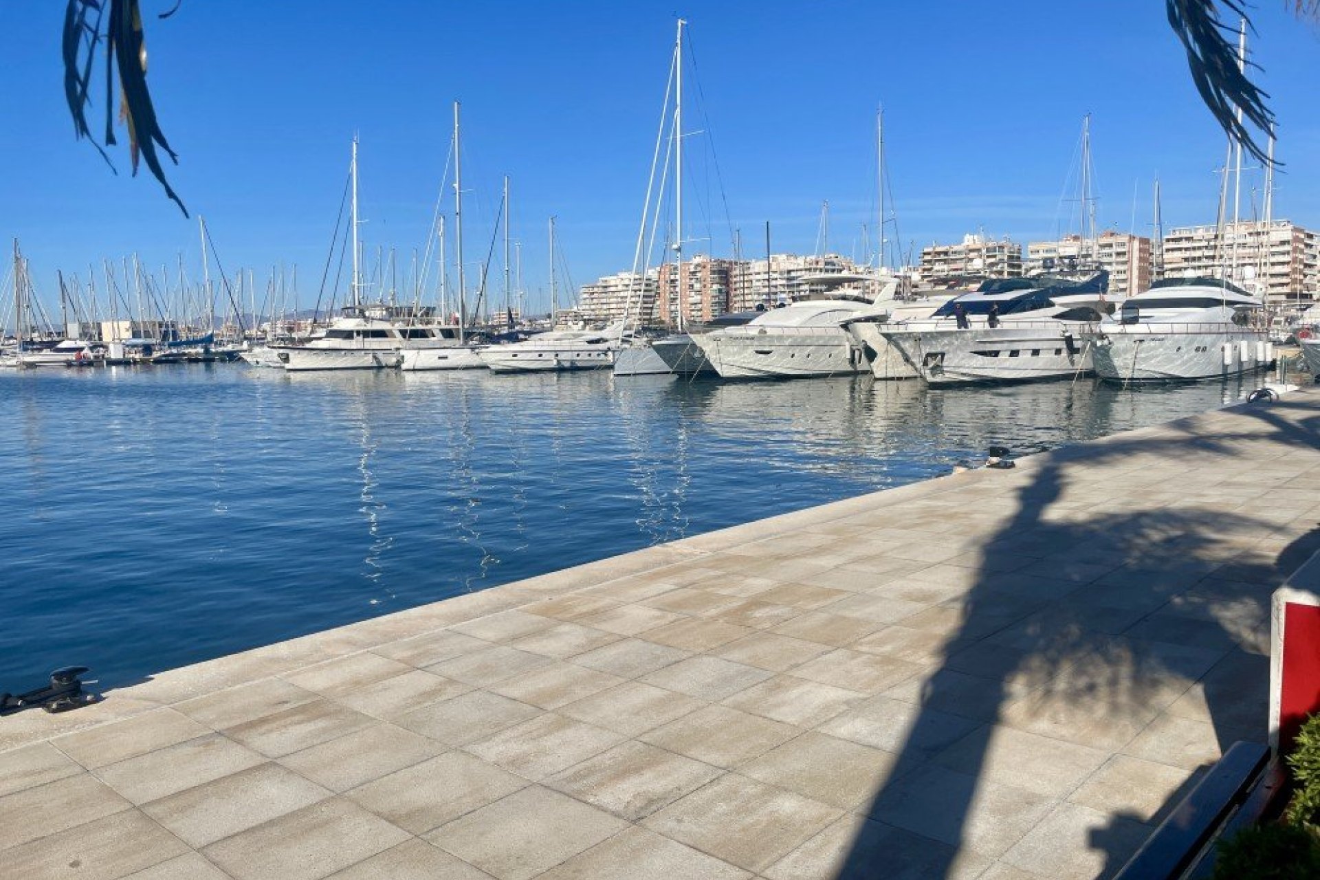 Resale - Apartment -
Santa Pola - Costa Blanca