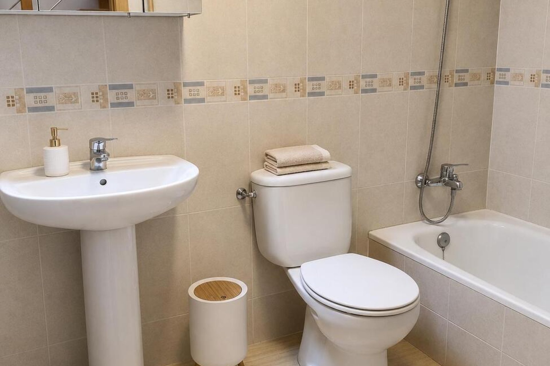 Resale - Apartment -
Sucina - Inland