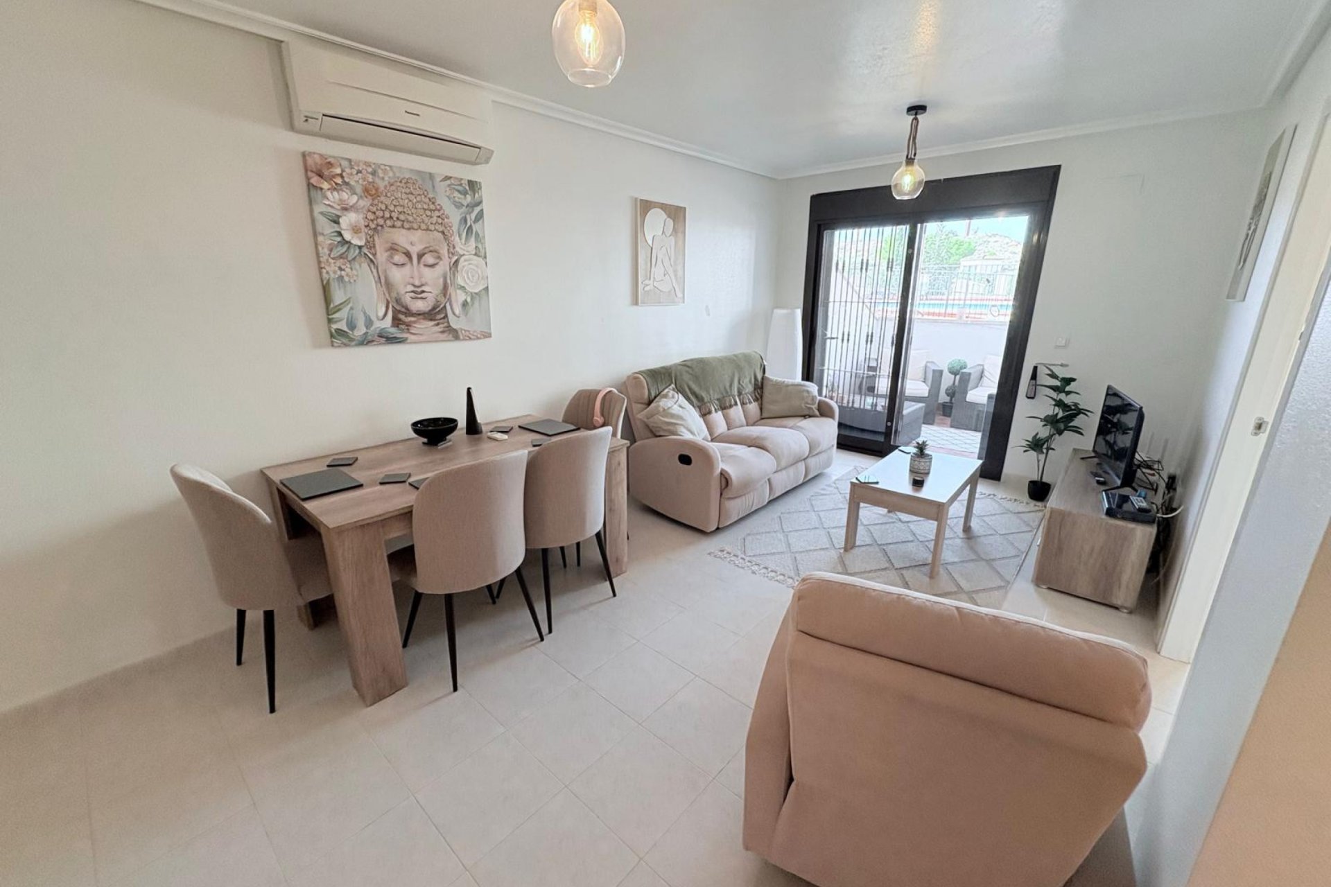 Resale - Apartment -
Sucina - Inland