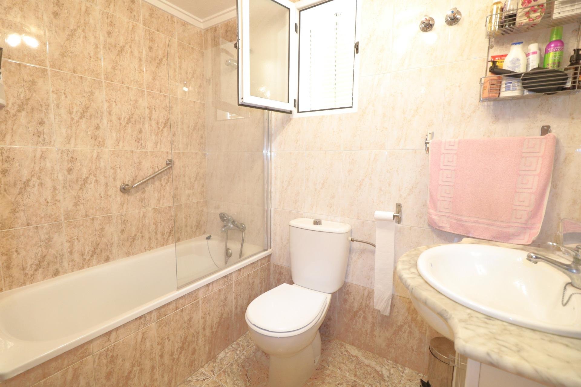 Resale - Apartment -
Torrevieja - Acequion