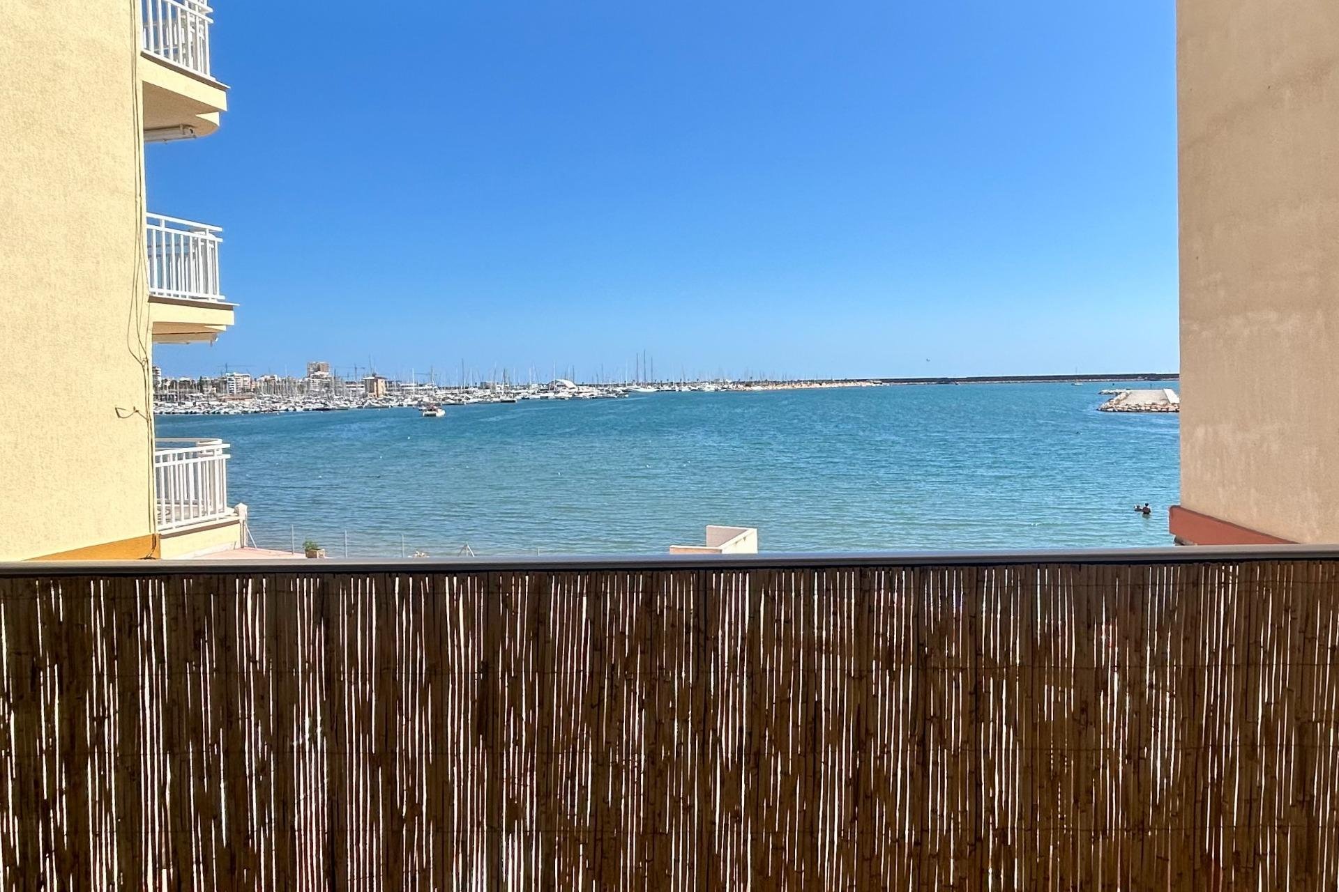 Resale - Apartment -
Torrevieja - Acequion