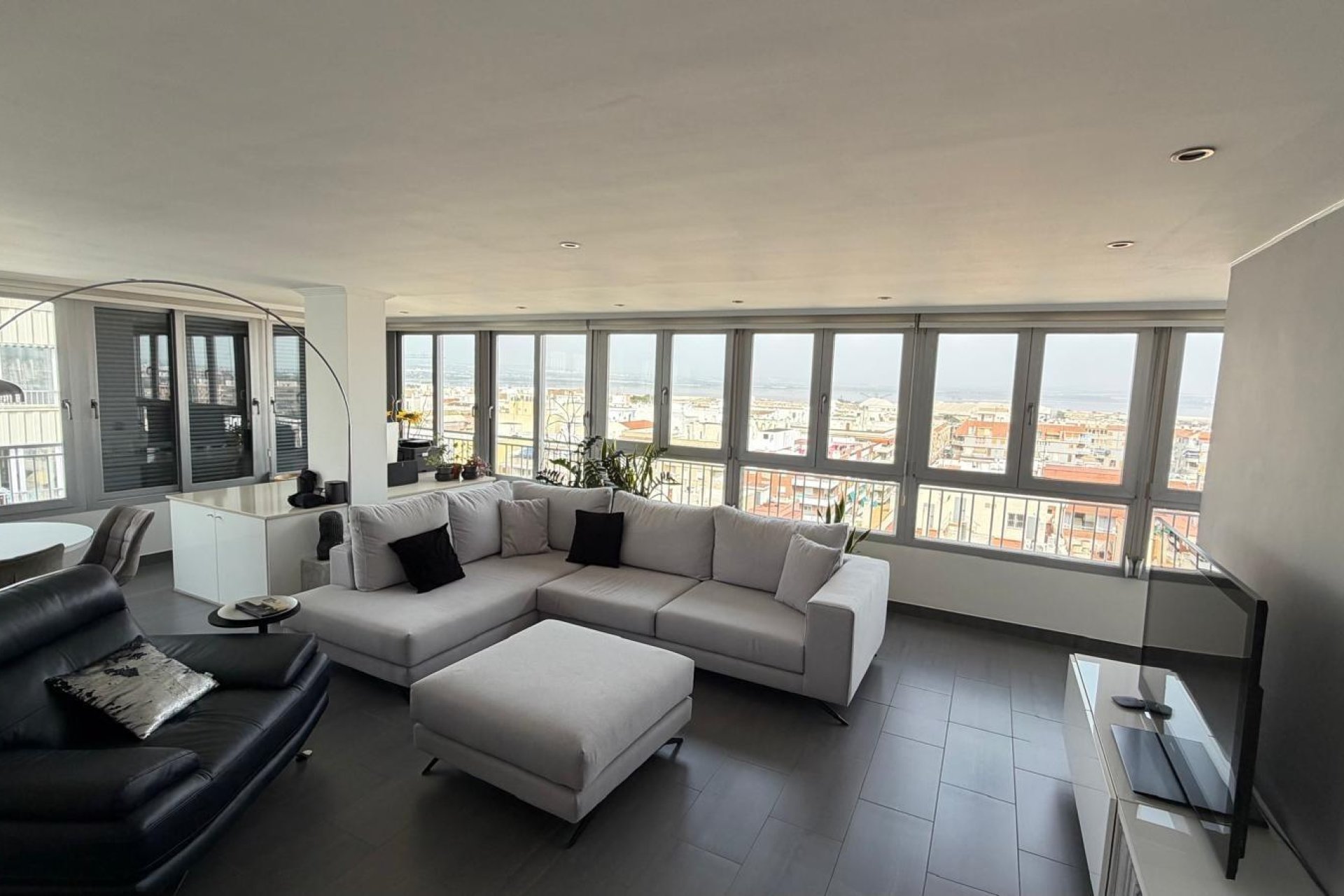 Resale - Apartment -
Torrevieja - Acequion